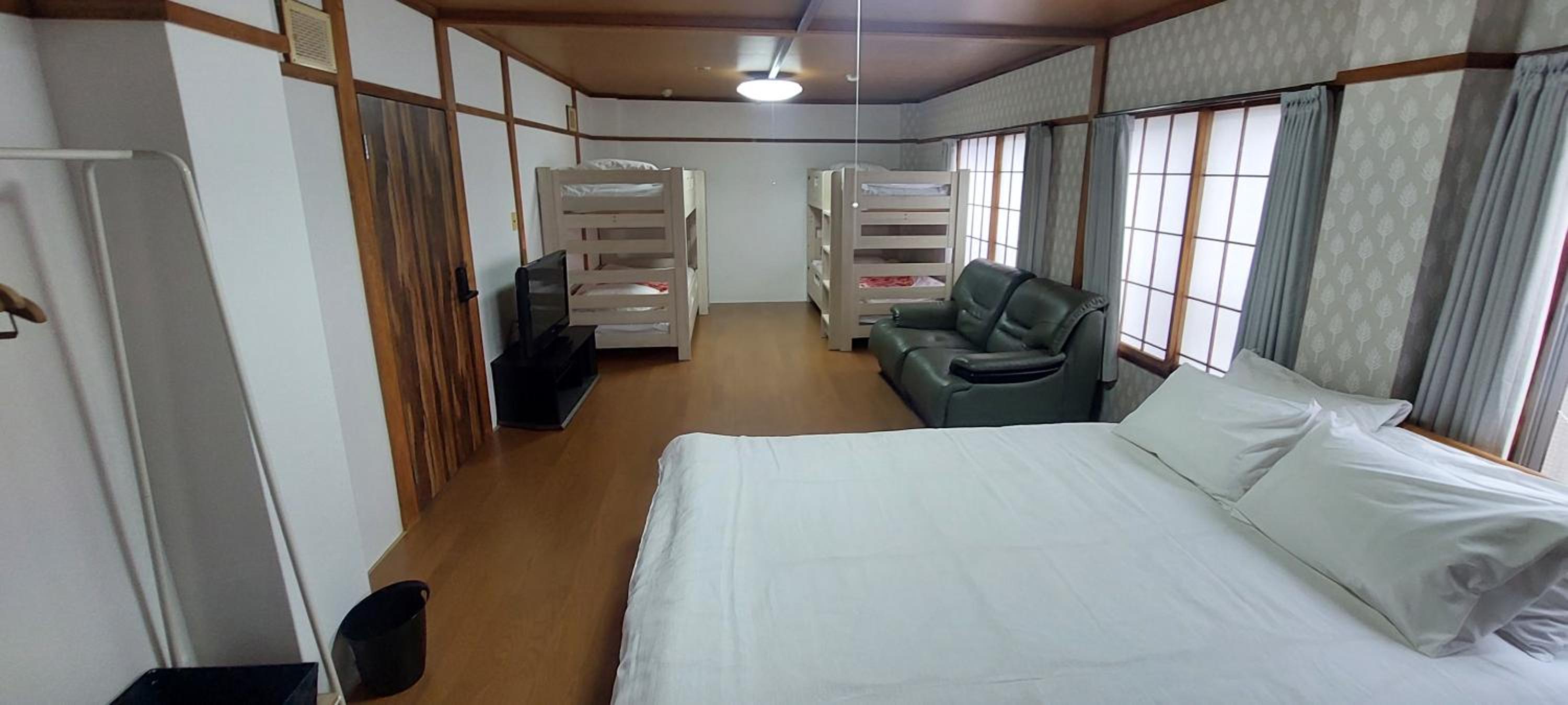 White Lodge Fukujuso