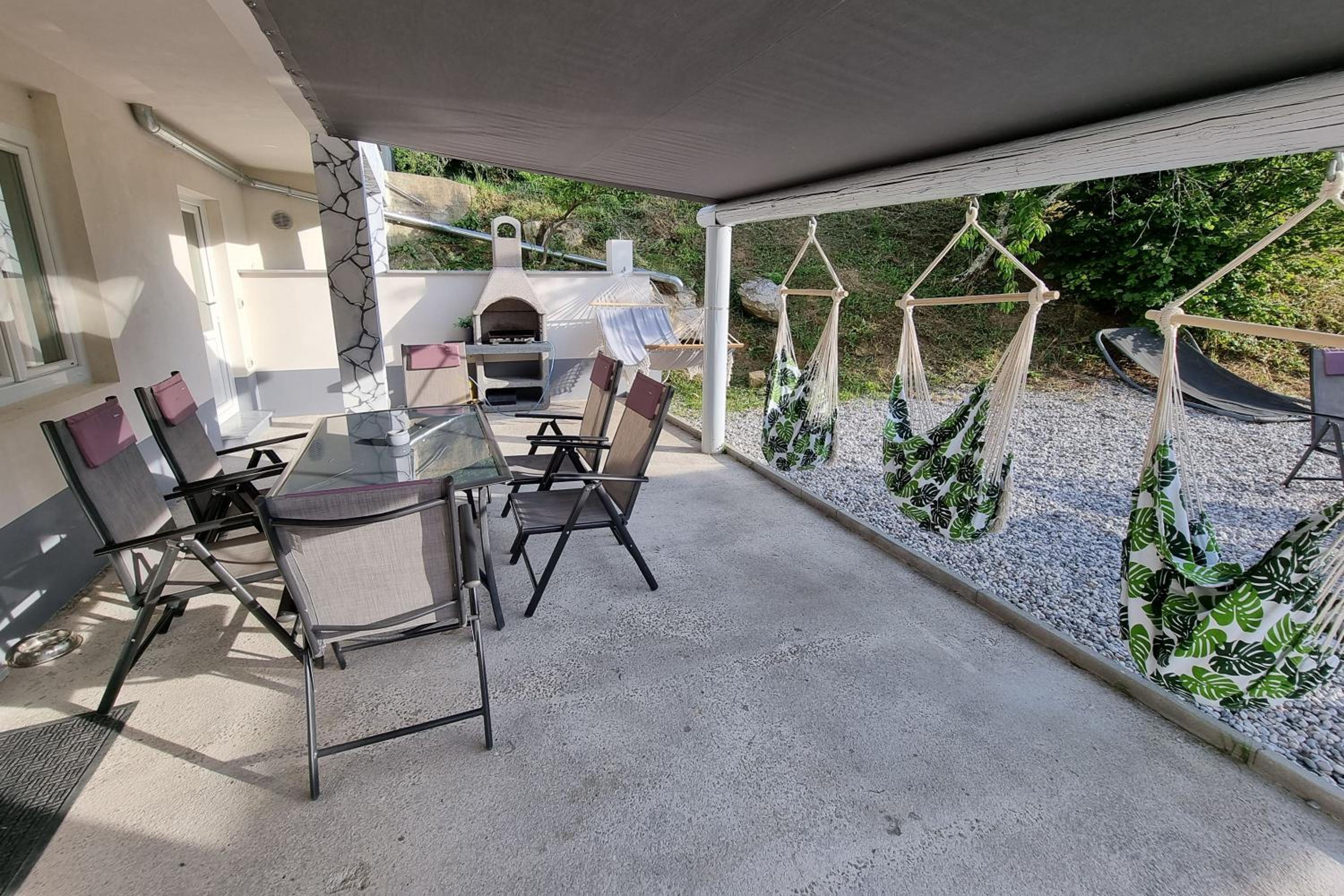 Casa Ma3x Apartments - Happy Rentals view 3