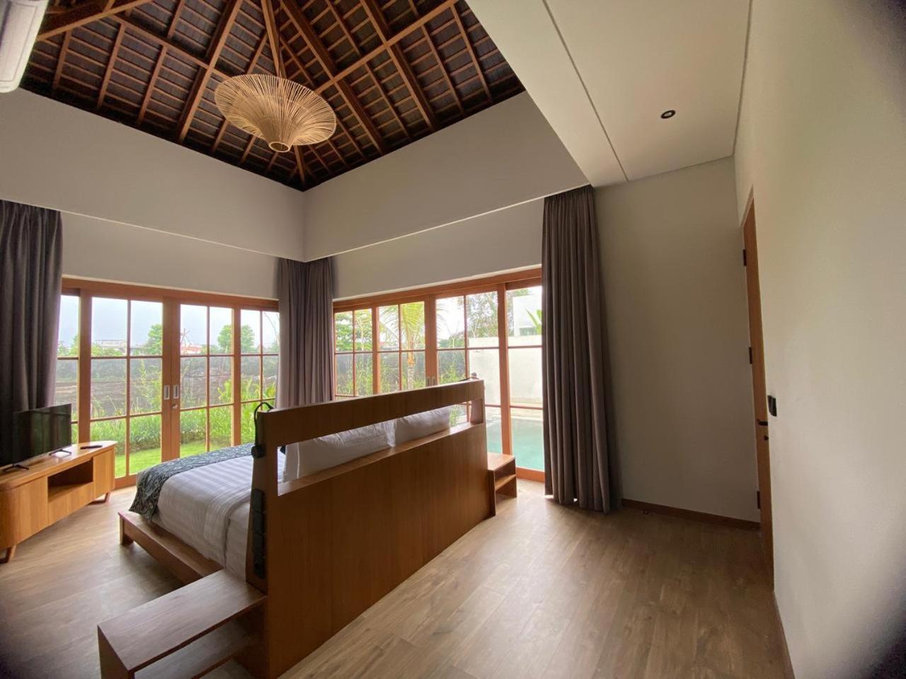 Ersanea Villas Seseh