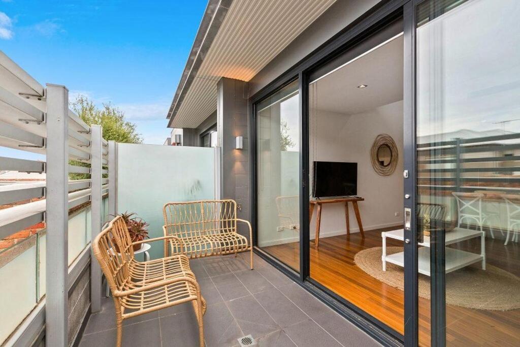 Hotel Lifestyle Home Living in Williamstown