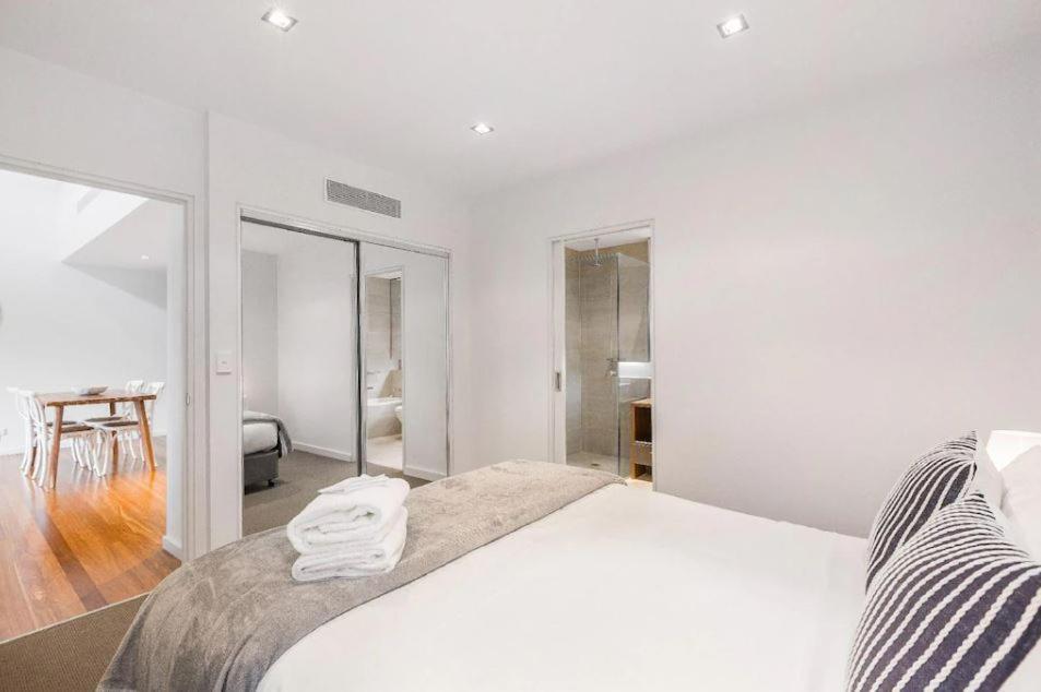 Hotel Lifestyle Home Living in Williamstown