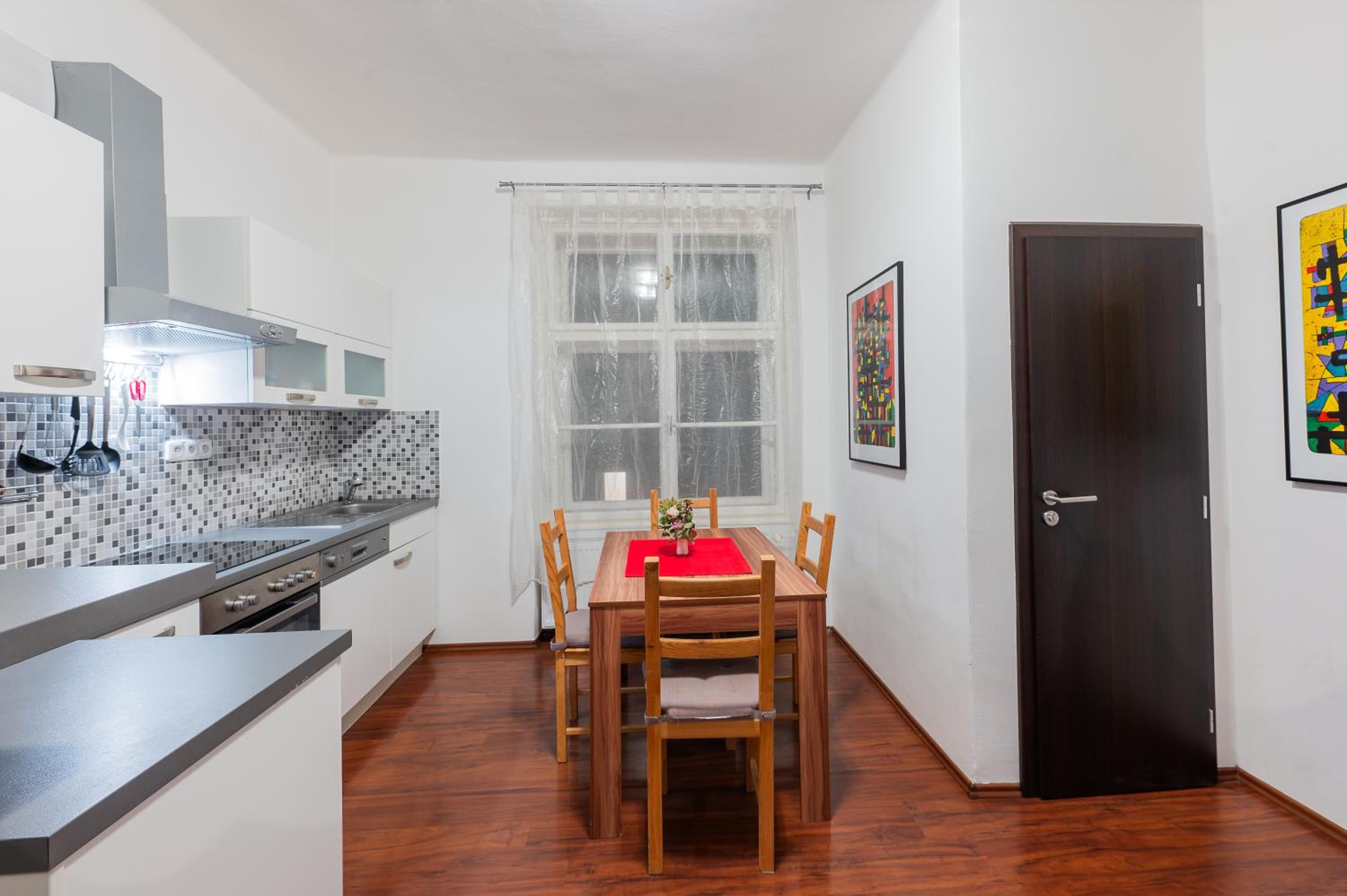 Emilie Apartment - K Lanovce str
