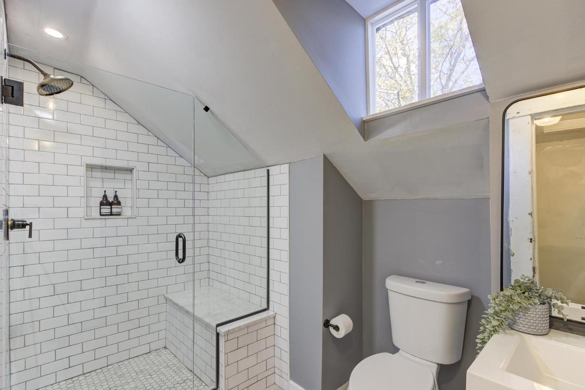 Hideaway Retreat in the Heart of Cooper Young