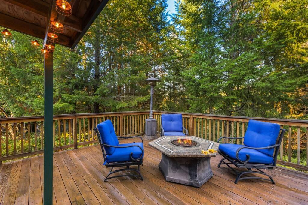 Fir Tree Cabin view 4