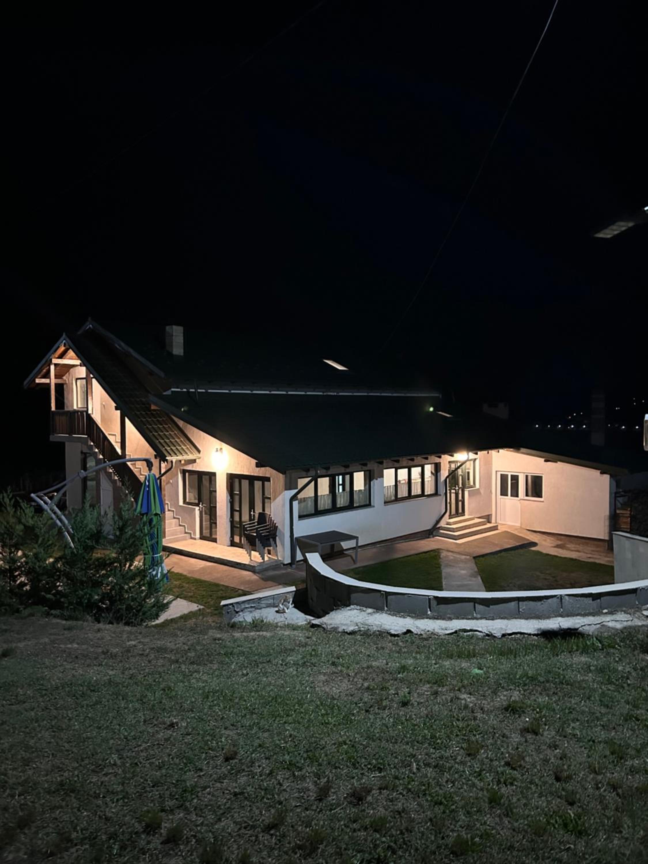 Pensiunea La Ion Morarul view 2