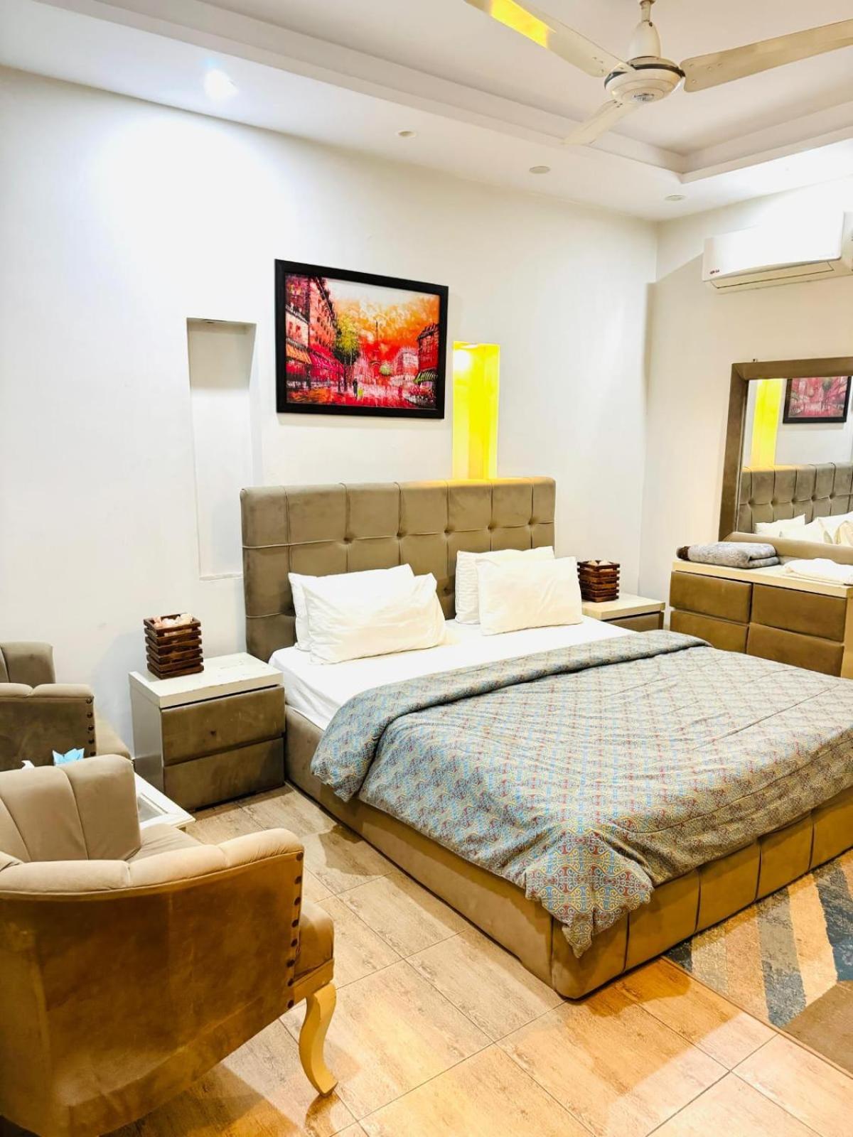 Dream Lodge Executive