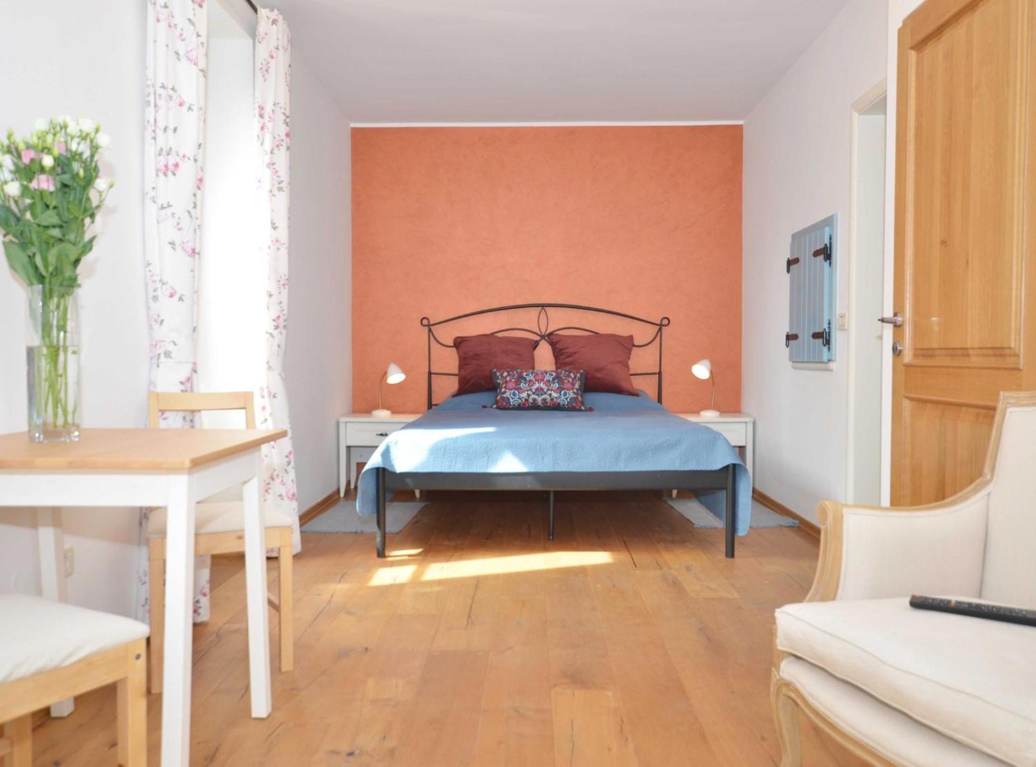 Georgeous and Warm Living Downtown Rovinj view 2