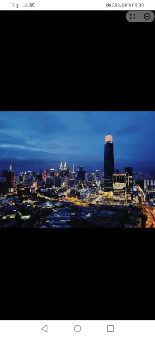 4Bedroom 13pax KL Town with Balcony parking x2
