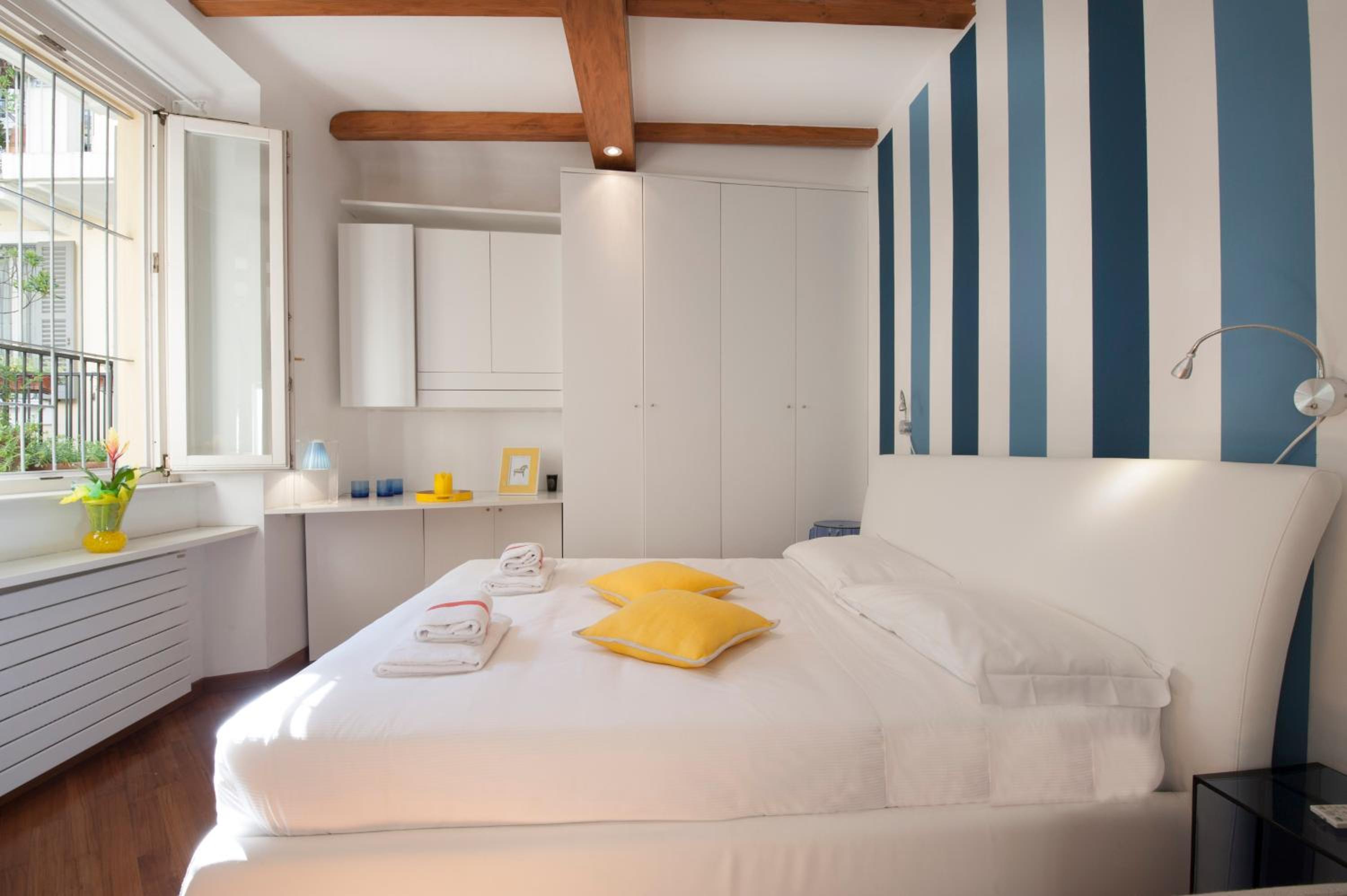 Montenapoleone Suite in the heart of Milan - Best Location Possible