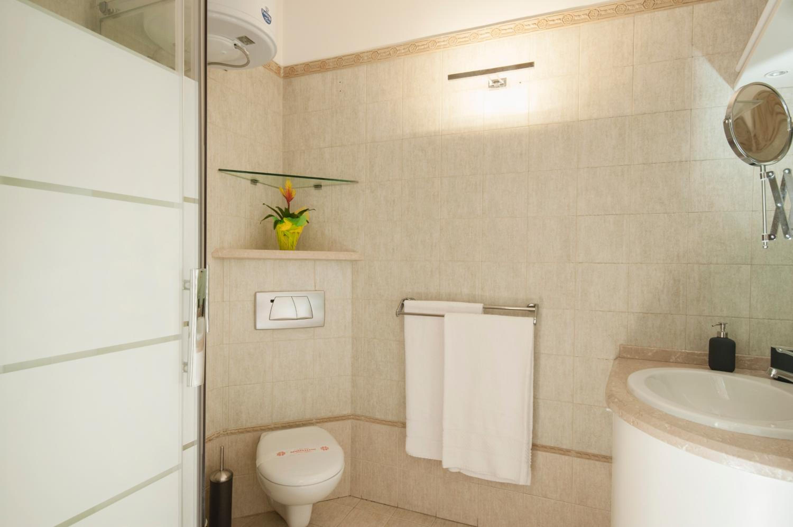 Montenapoleone Suite in the heart of Milan - Best Location Possible