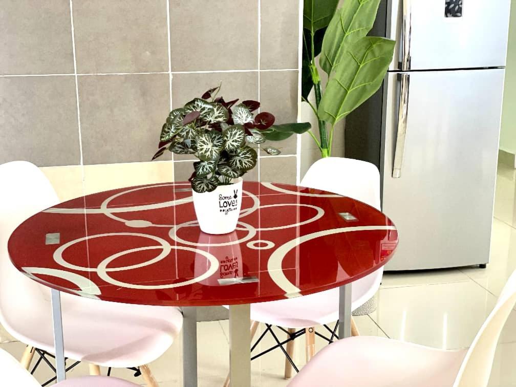 4Bedroom 13pax KL Town with Balcony parking x2