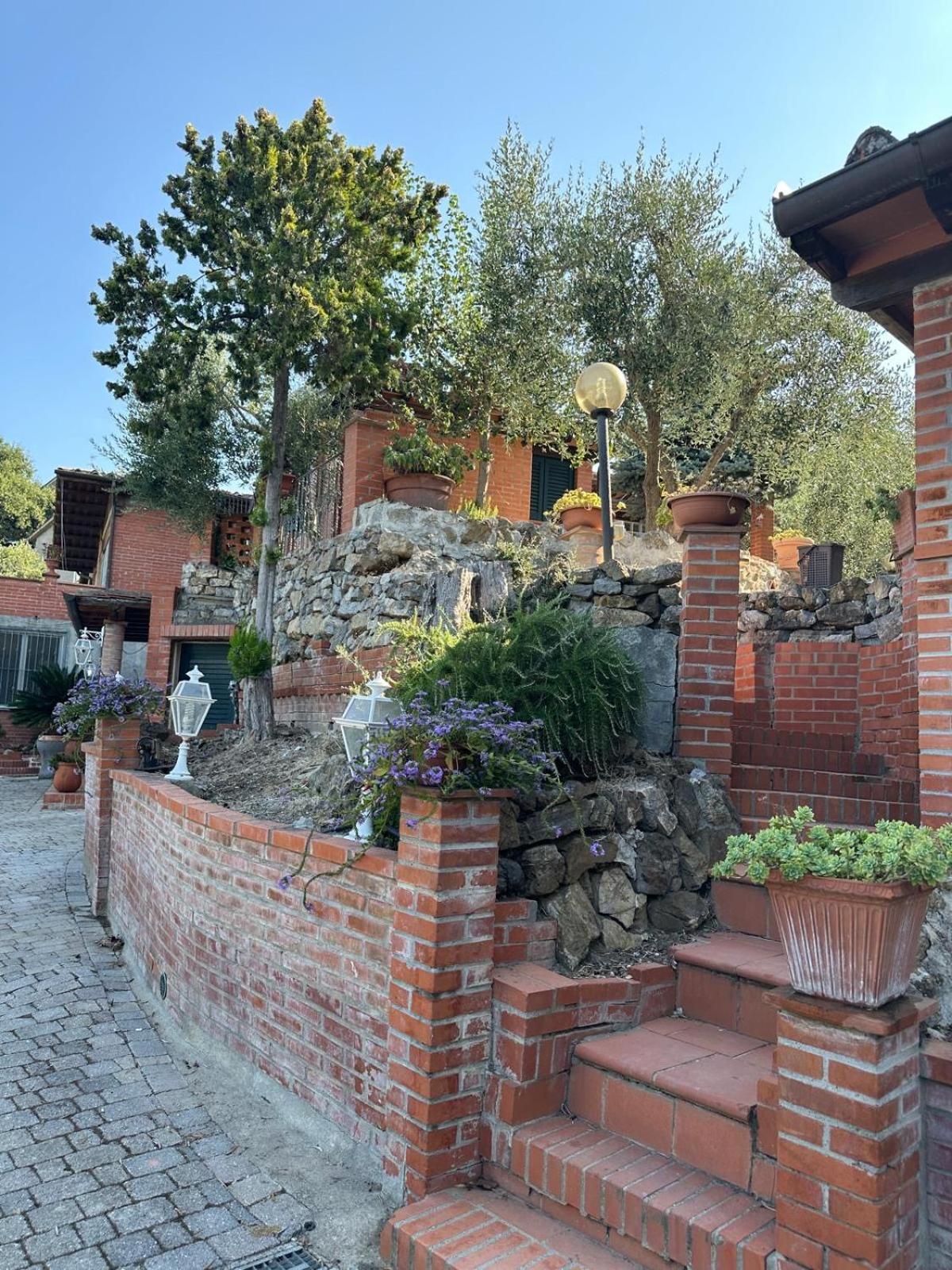 Hotel Agrihome Di Alberto Giuseppe Gulotta B&B Bella Vista Appartamento Salvia - Image 1