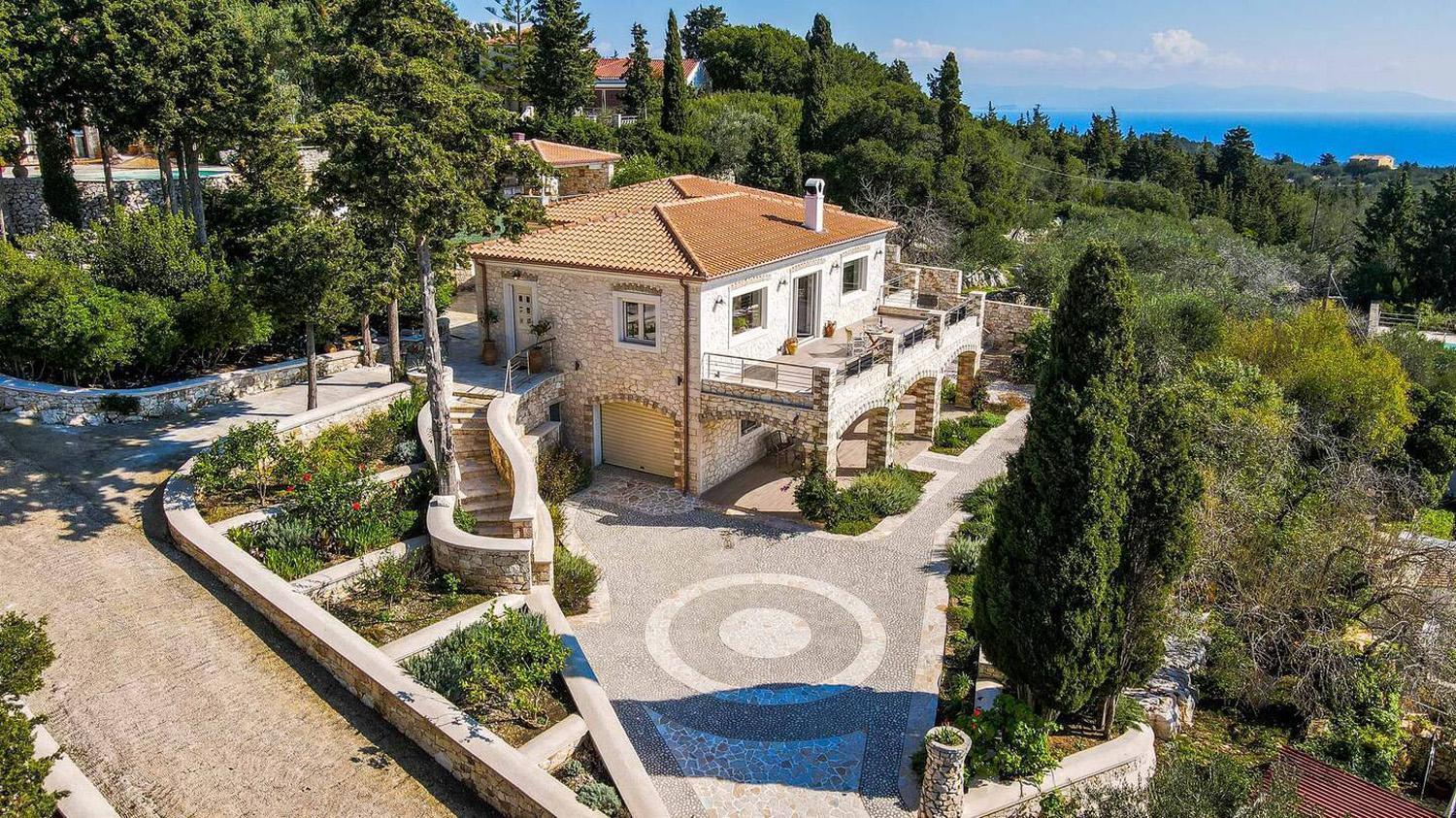 Villa Lithos