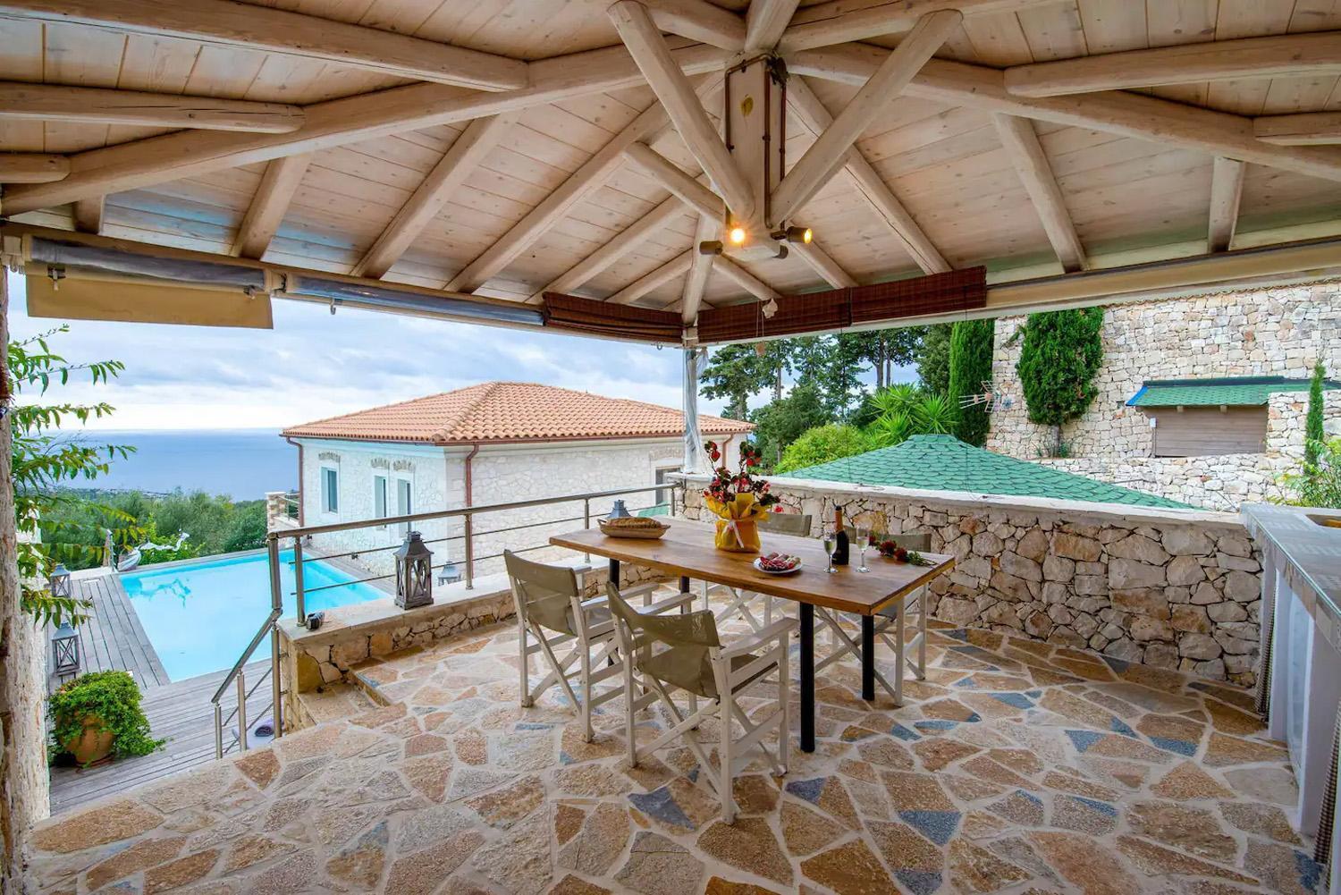 Villa Lithos