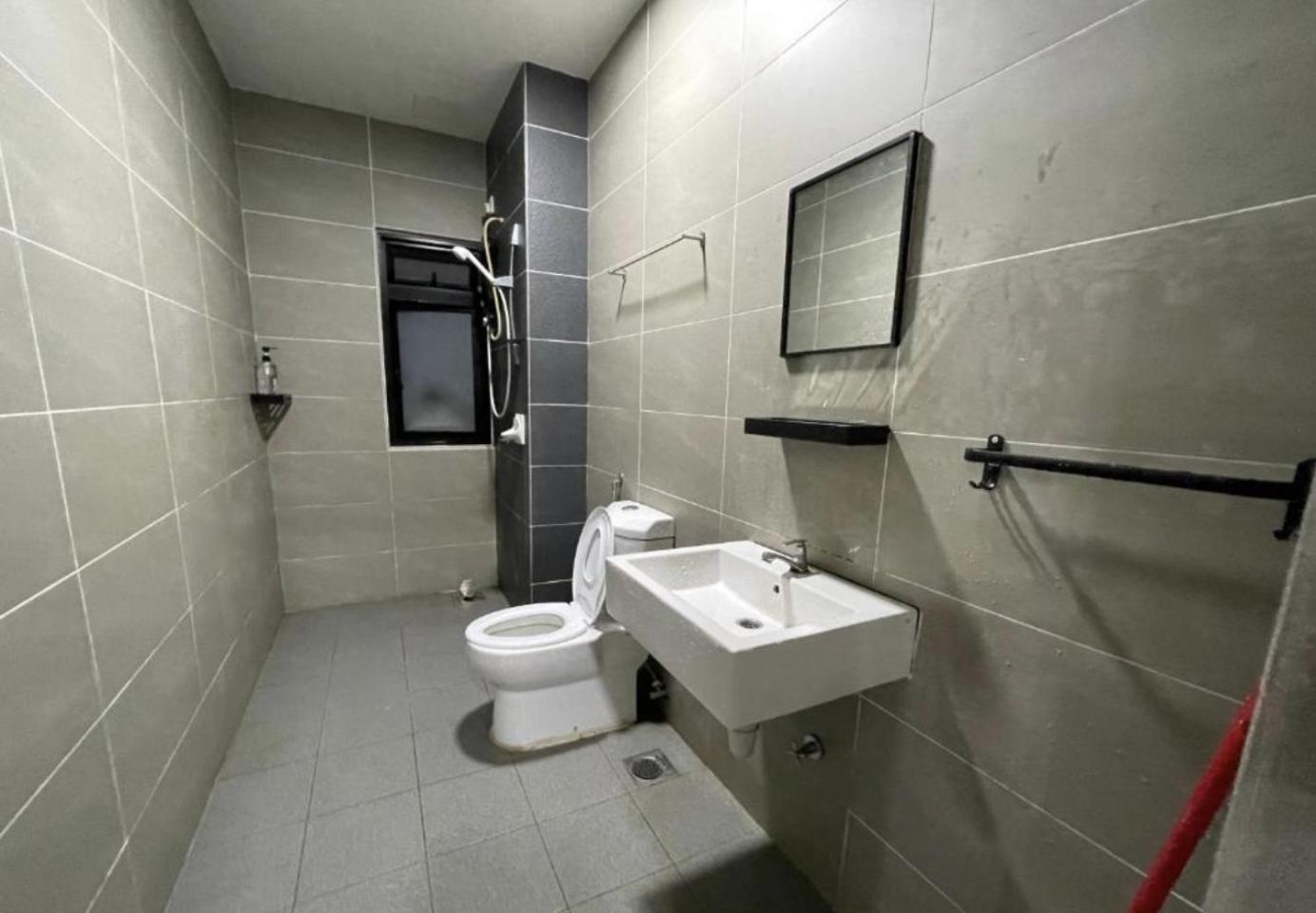 Comfy and Sweethome Hyve Suite Soho Cyberjaya photo 2