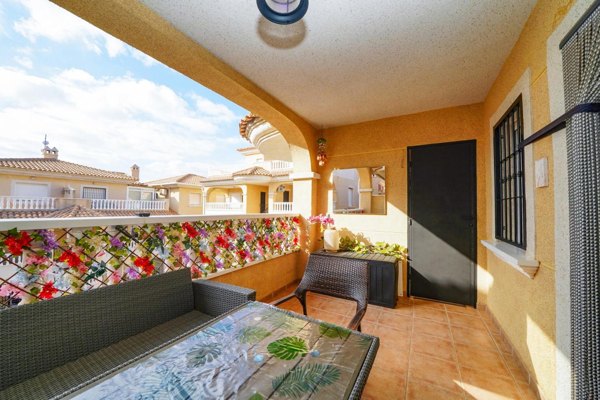 Dúplex con piscina comunitaria en La Florida