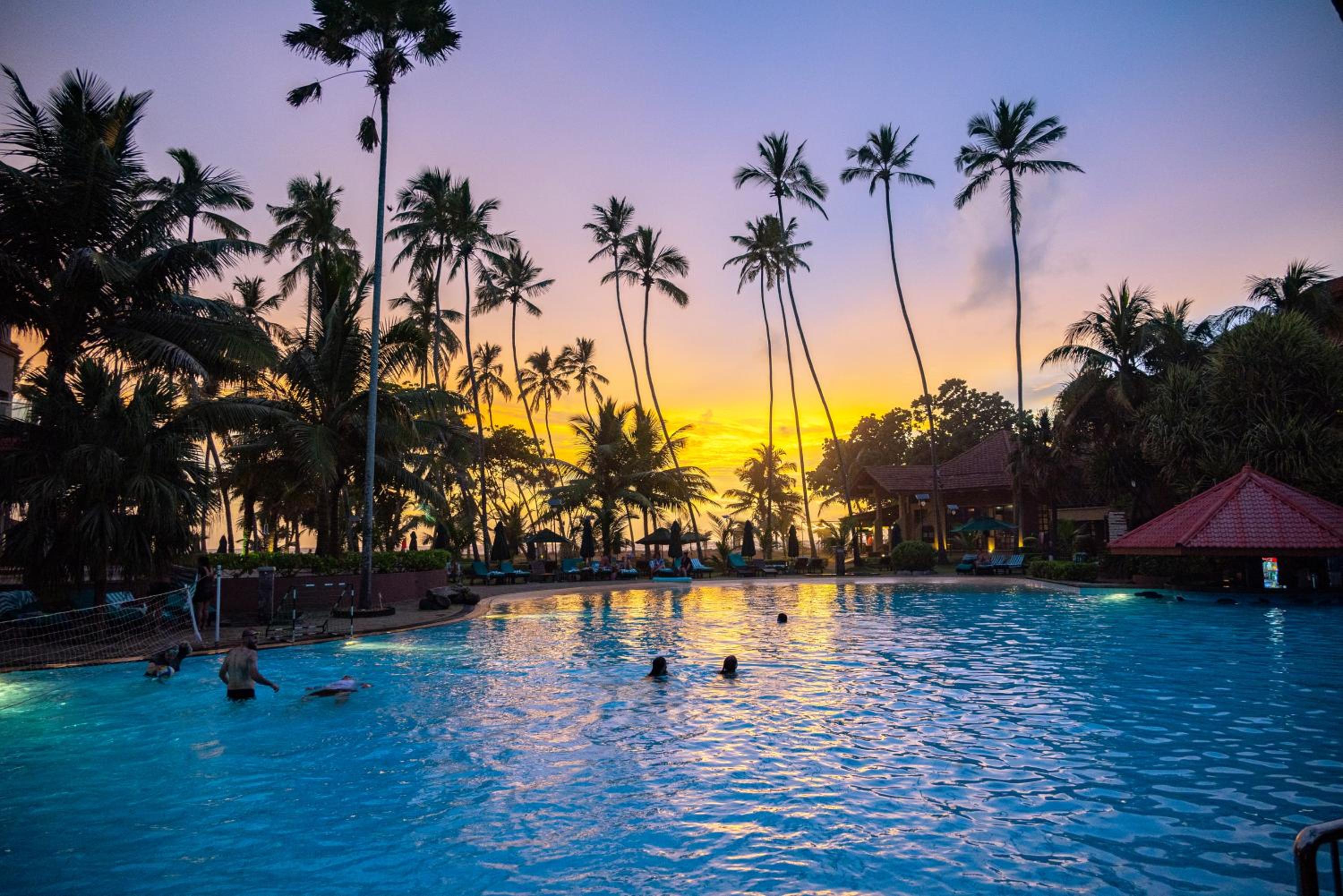 Royal Palms Beach Hotel