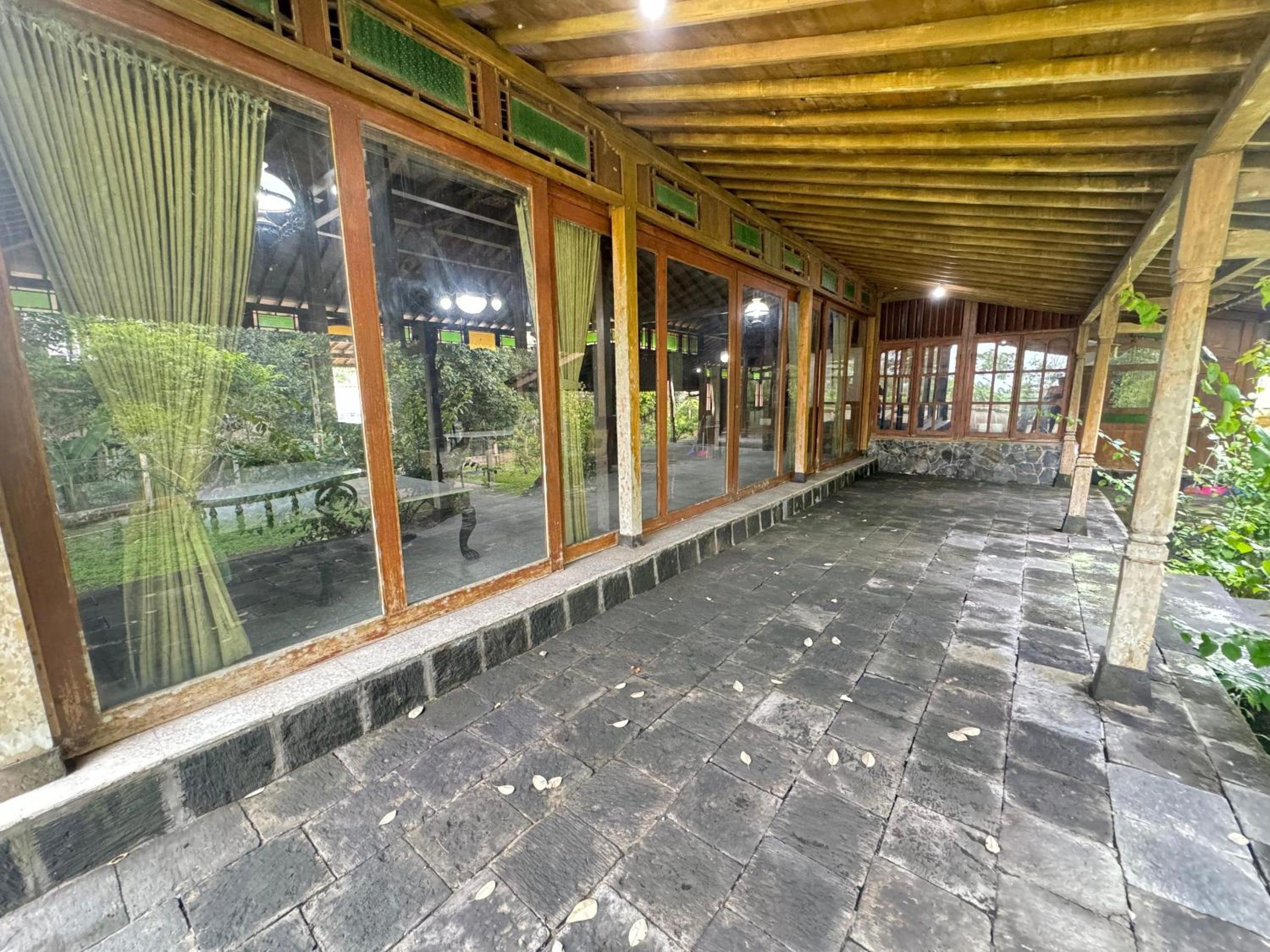 Villa Wirasakti