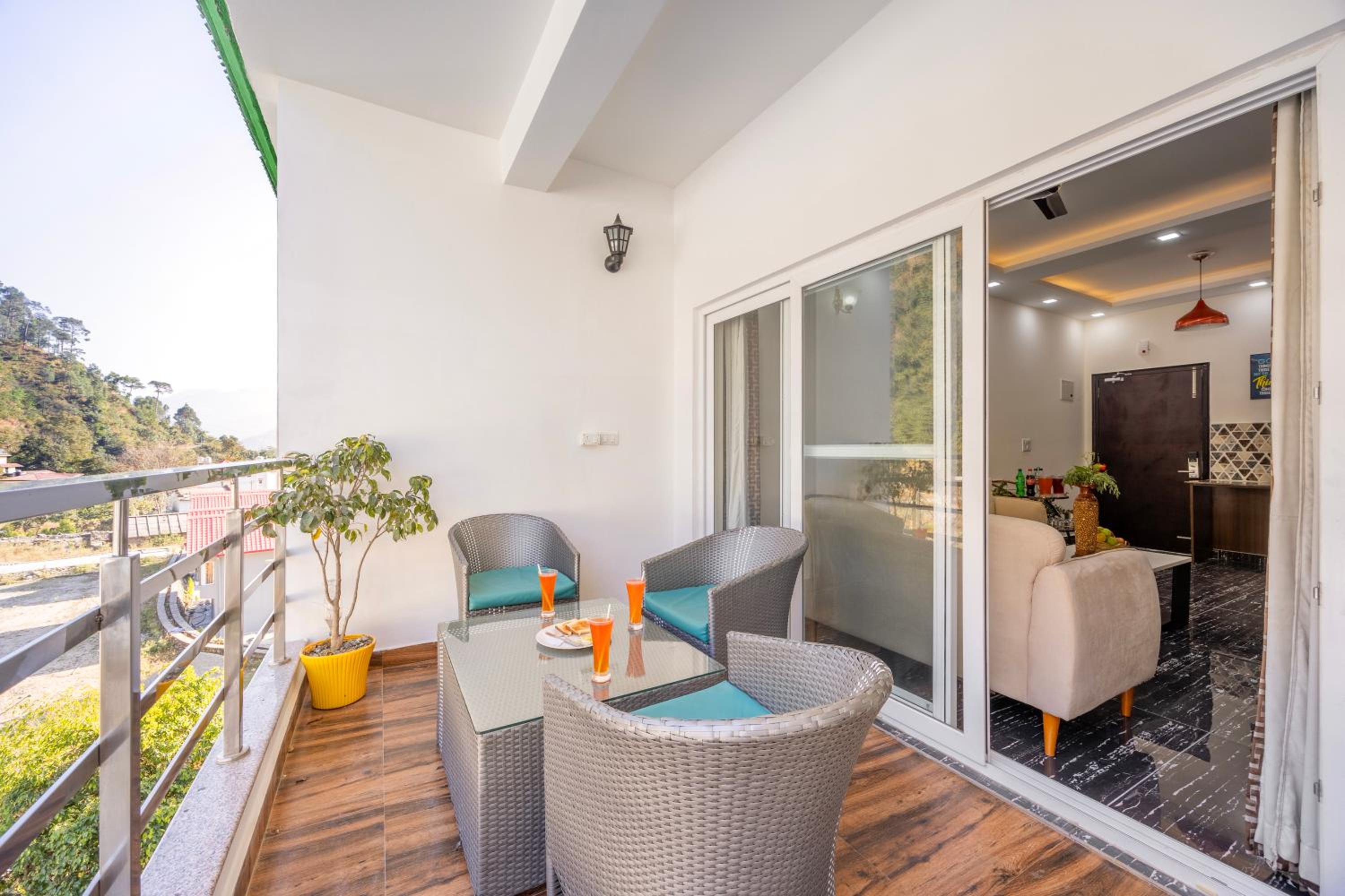 balance & terrace