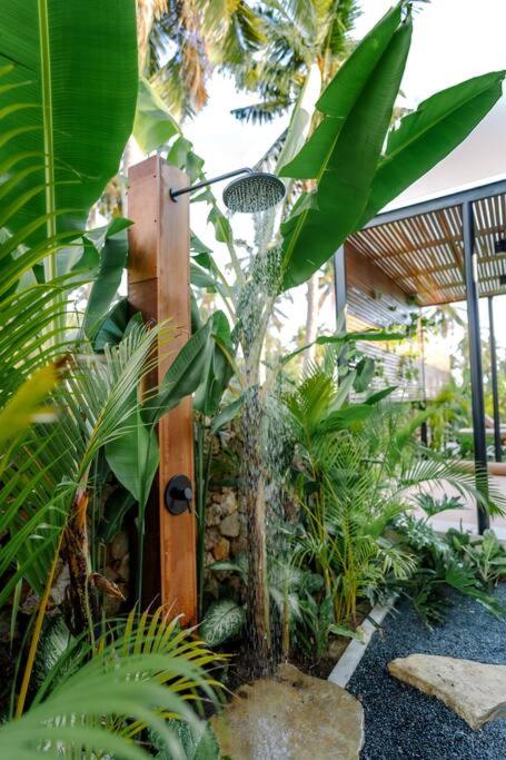 Elegant 3 Bdr Villa , beach 3 mins walk view 2