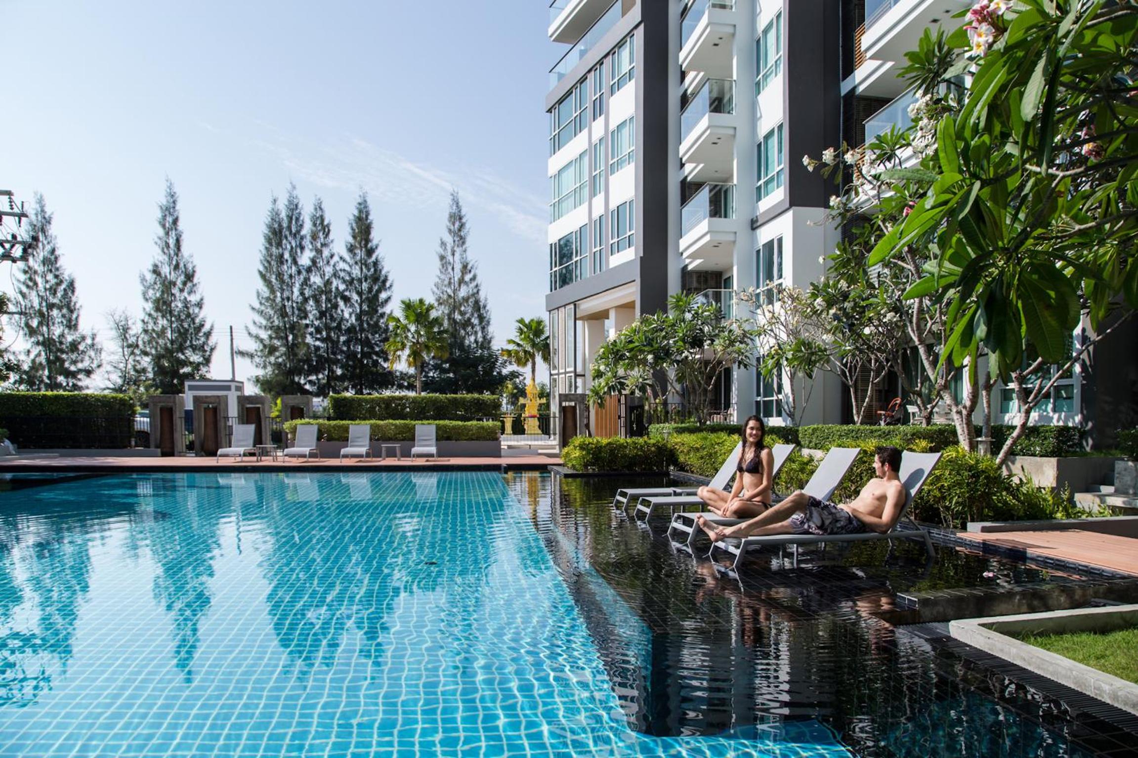 First Choice Grand Suites Sha Plus Extra