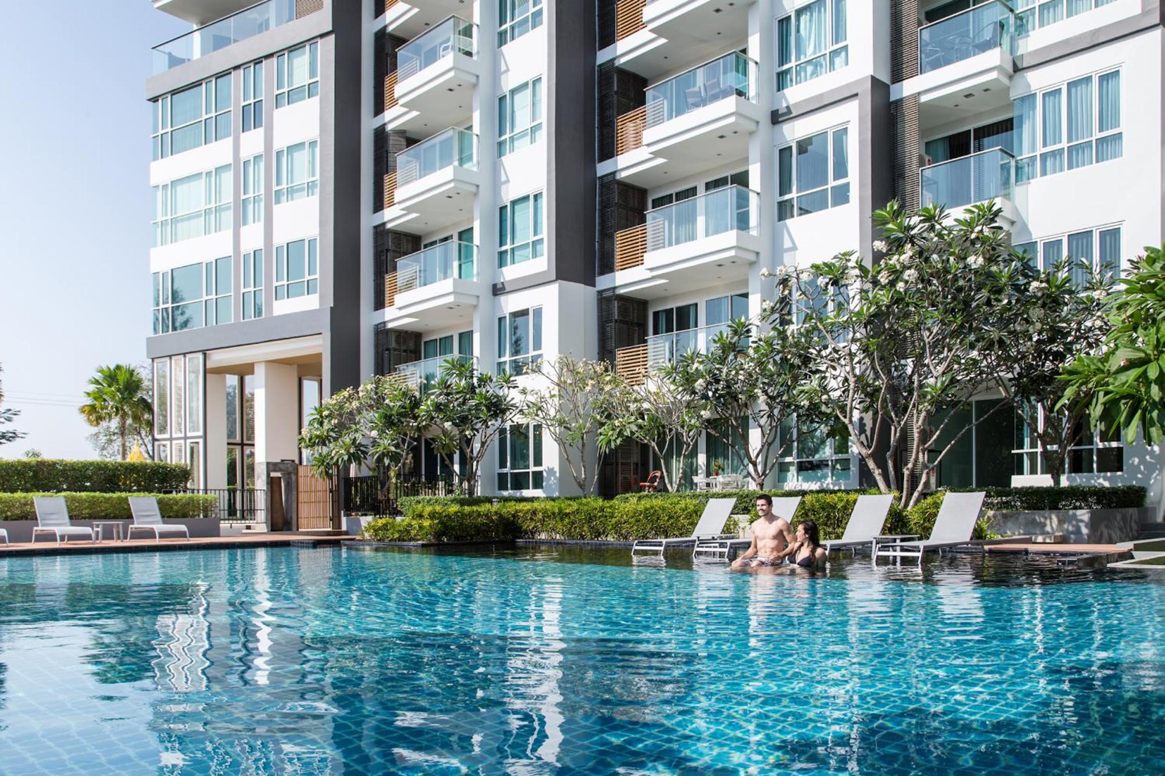 First Choice Grand Suites Sha Plus Extra
