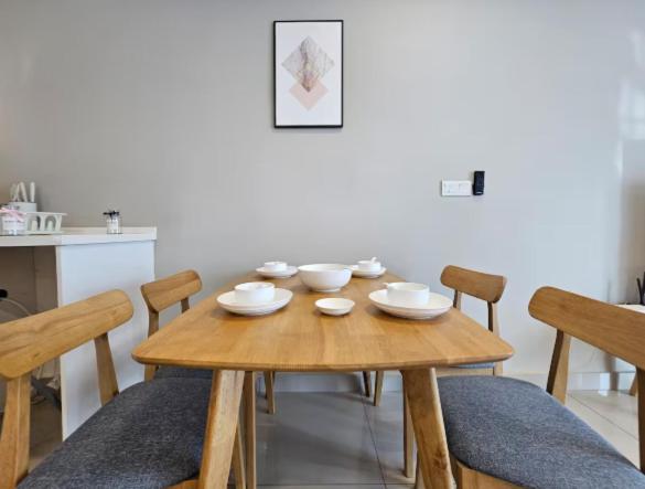 Trefoil Setia Alam 29# Link Bridge Setia City Mall # 2 Bedroom photo 3