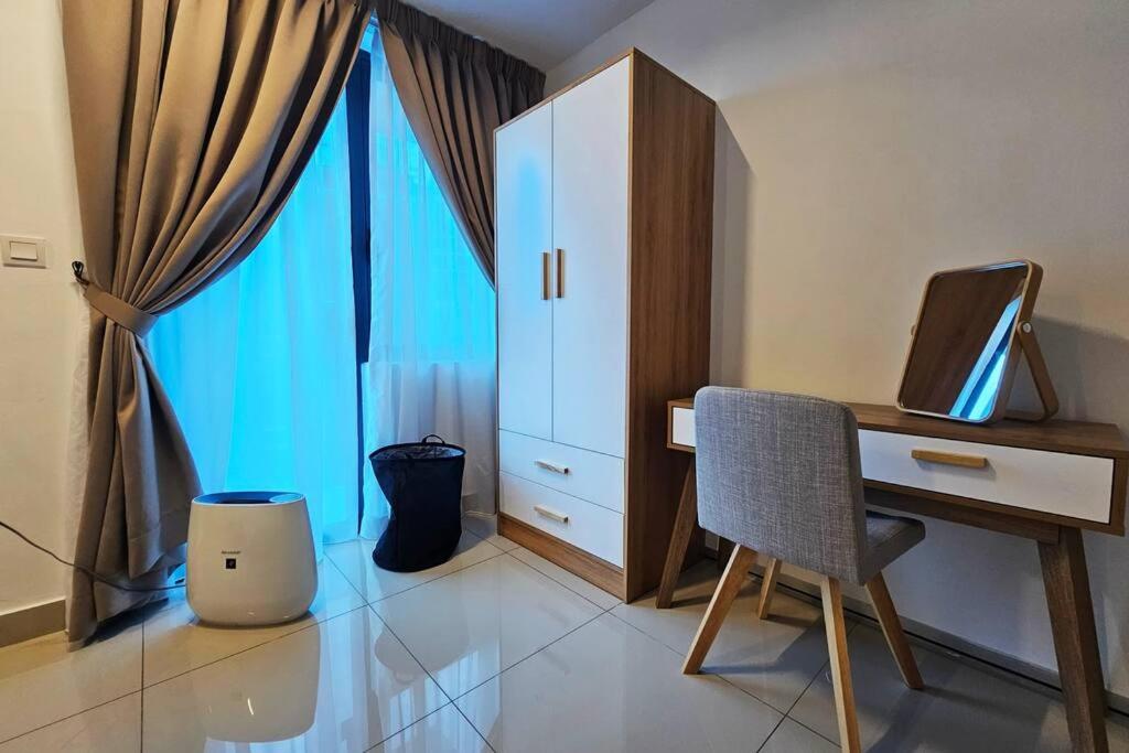 Trefoil Setia Alam 29# Link Bridge Setia City Mall # 2 Bedroom photo 4