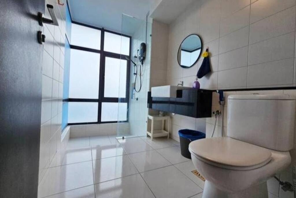 Trefoil Setia Alam 29# Link Bridge Setia City Mall # 2 Bedroom photo 5