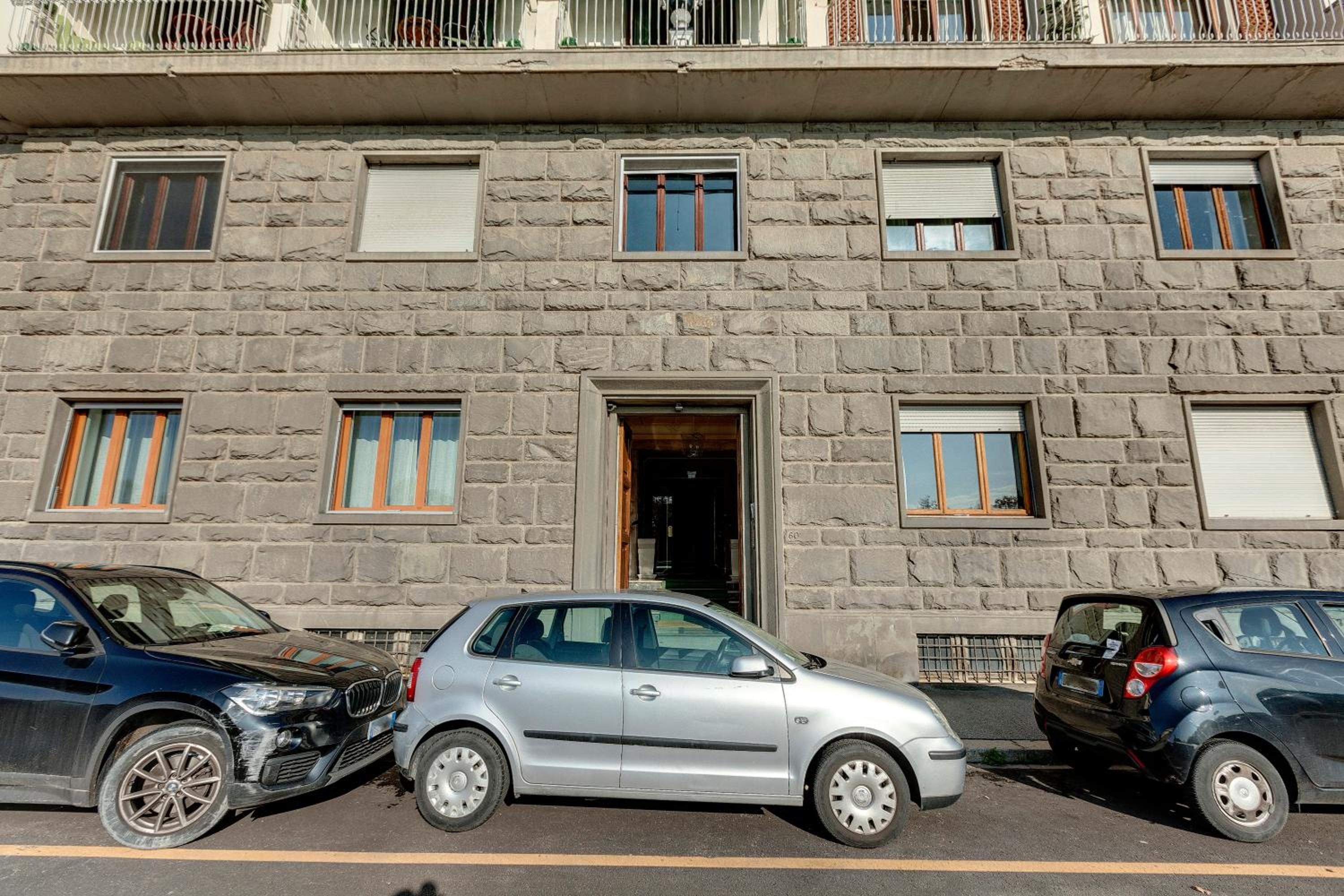 Vespucci Luxury Apartment with Amazing View by Mamo Florence