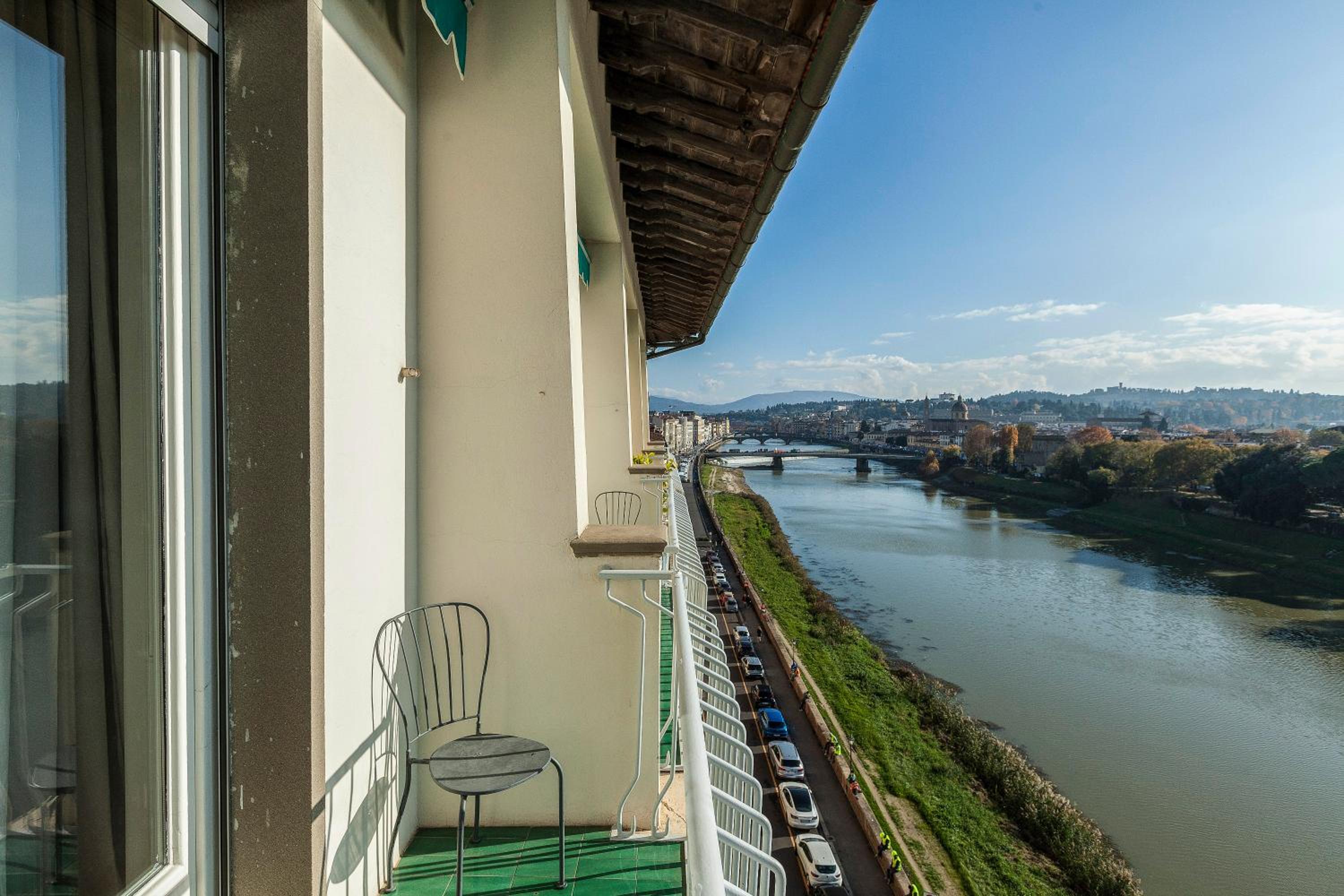 Vespucci Luxury Apartment with Amazing View by Mamo Florence