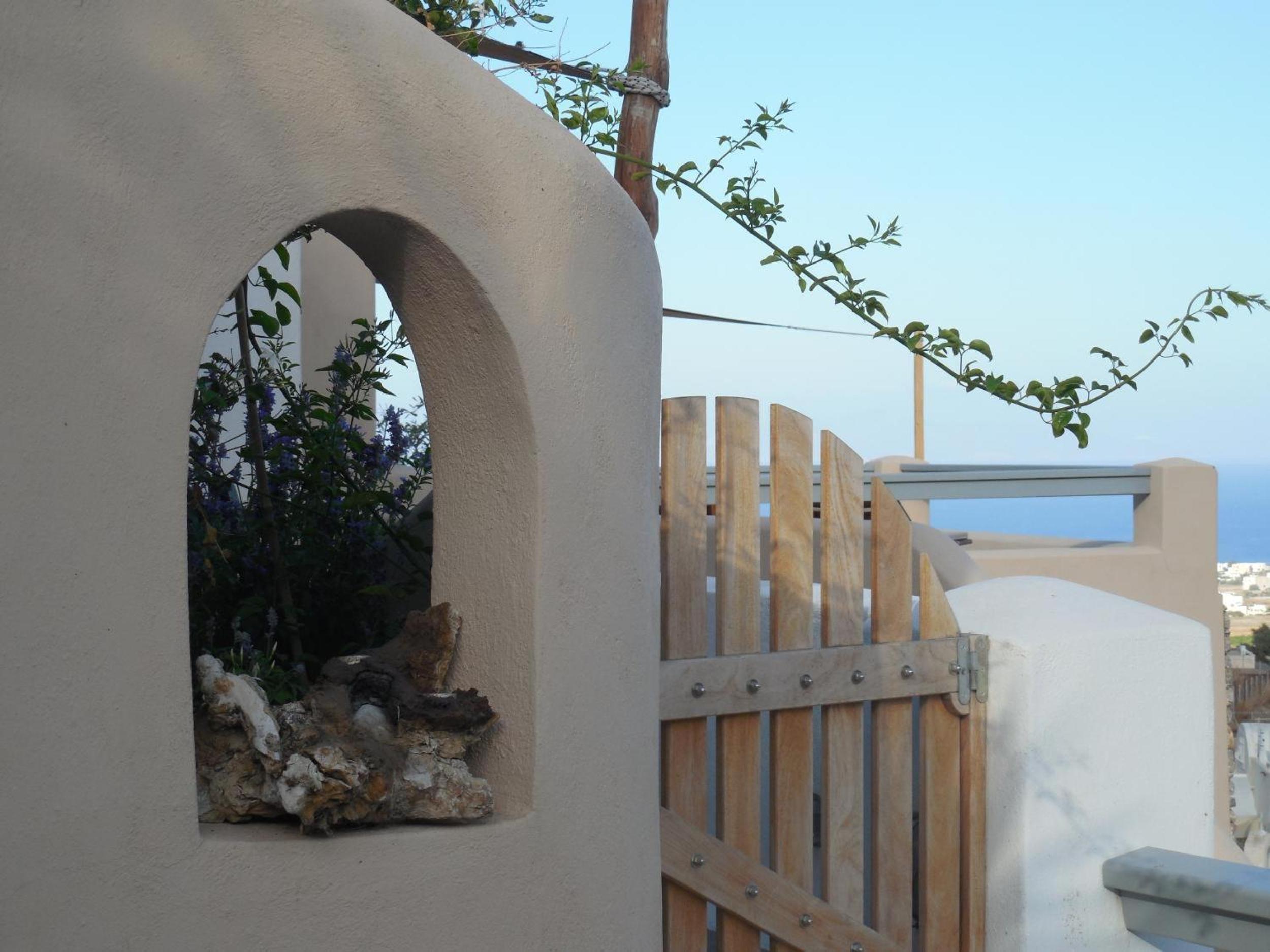Sea view house Avgi