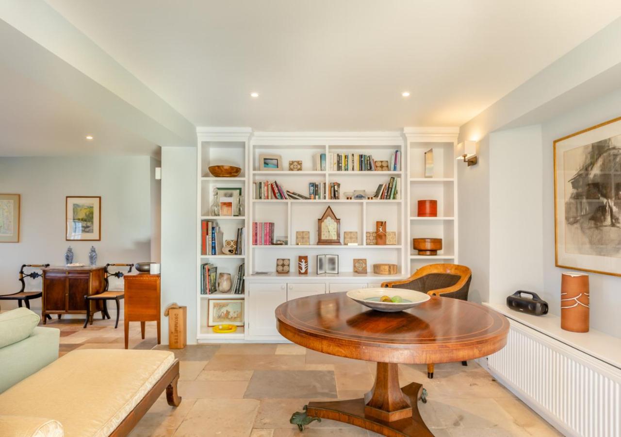 6 Bed in Lee oc-d30327
