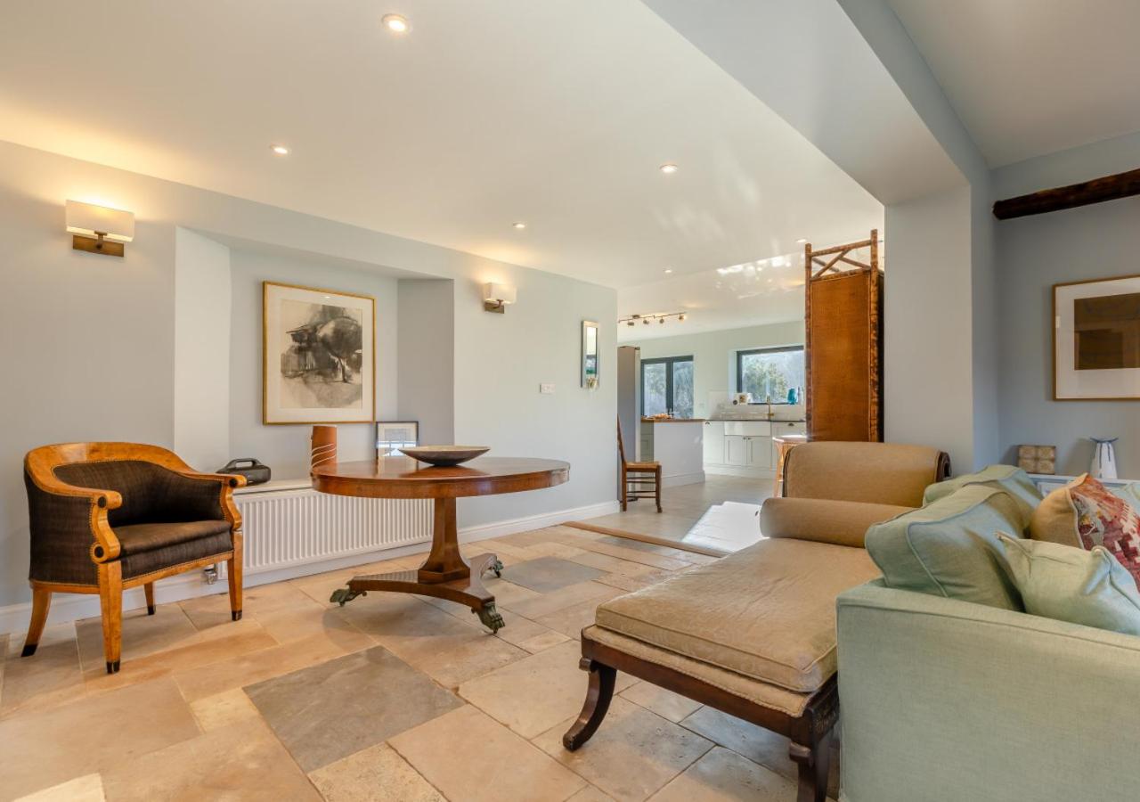 6 Bed in Lee oc-d30327