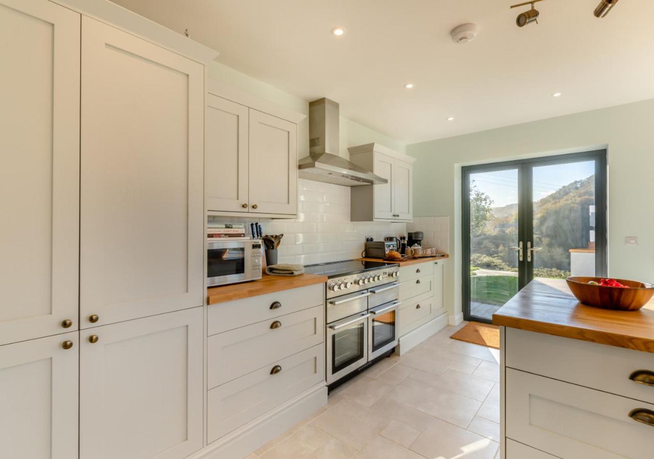 6 Bed in Lee oc-d30327