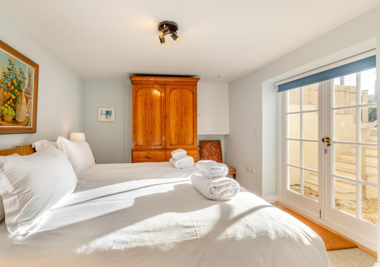 6 Bed in Lee oc-d30327