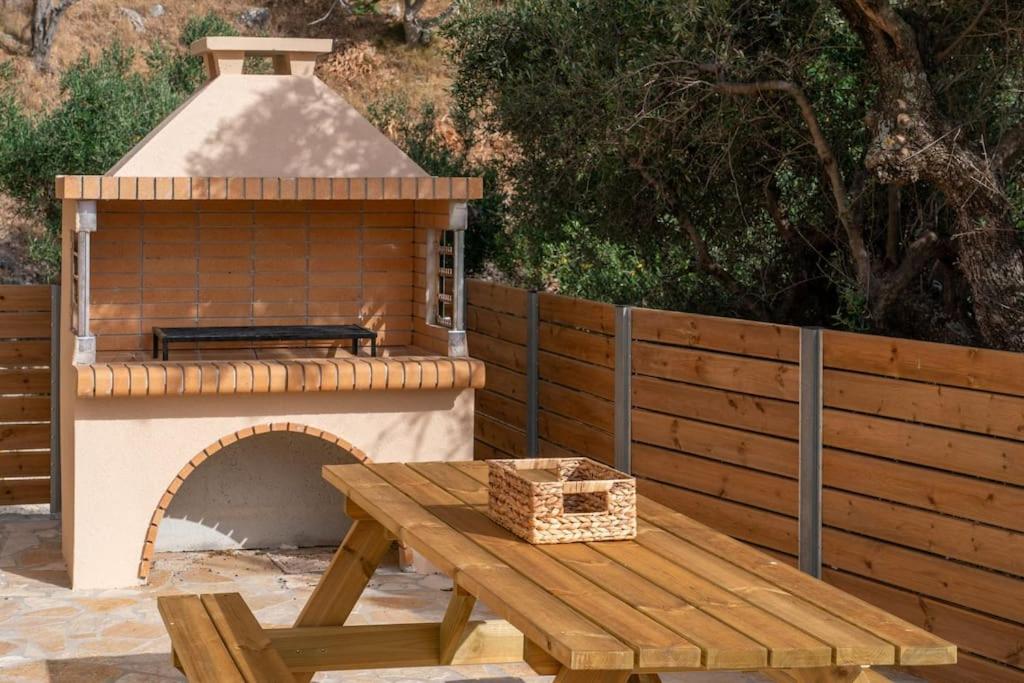 Tzortzatos Tiny Home