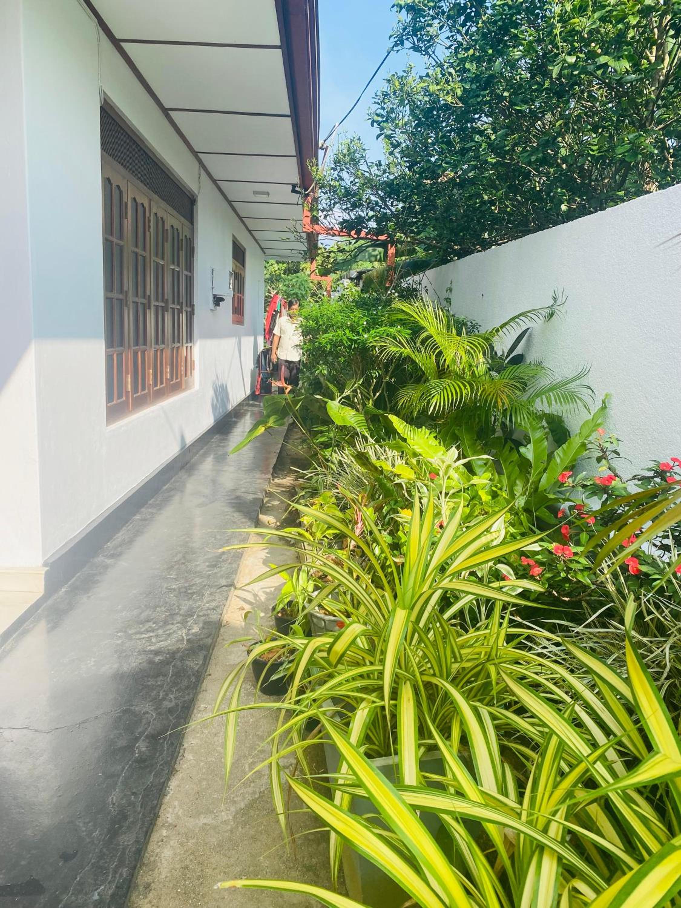 White Crown Villa Weligama view 2