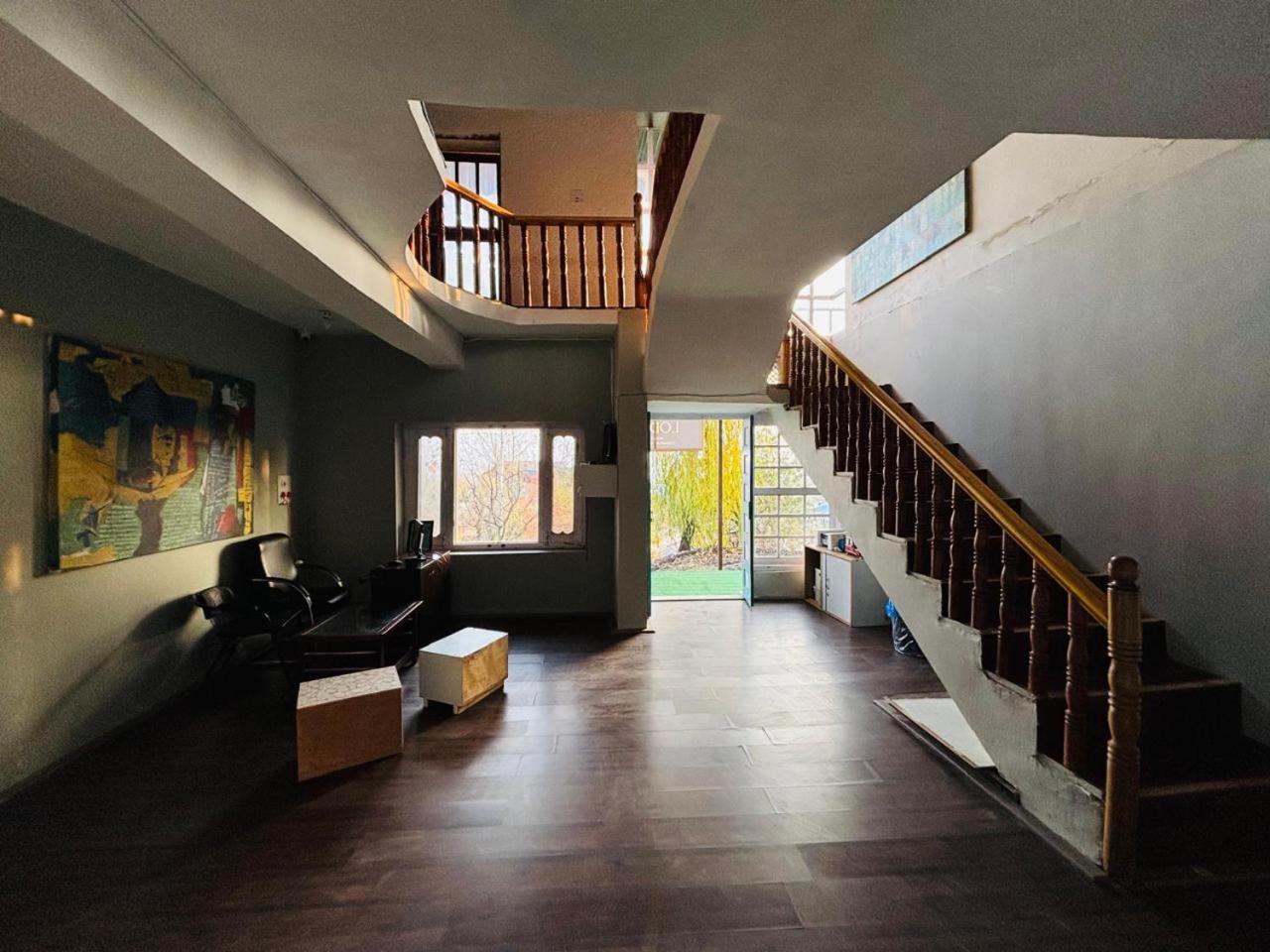 ApriQuince Lodge
