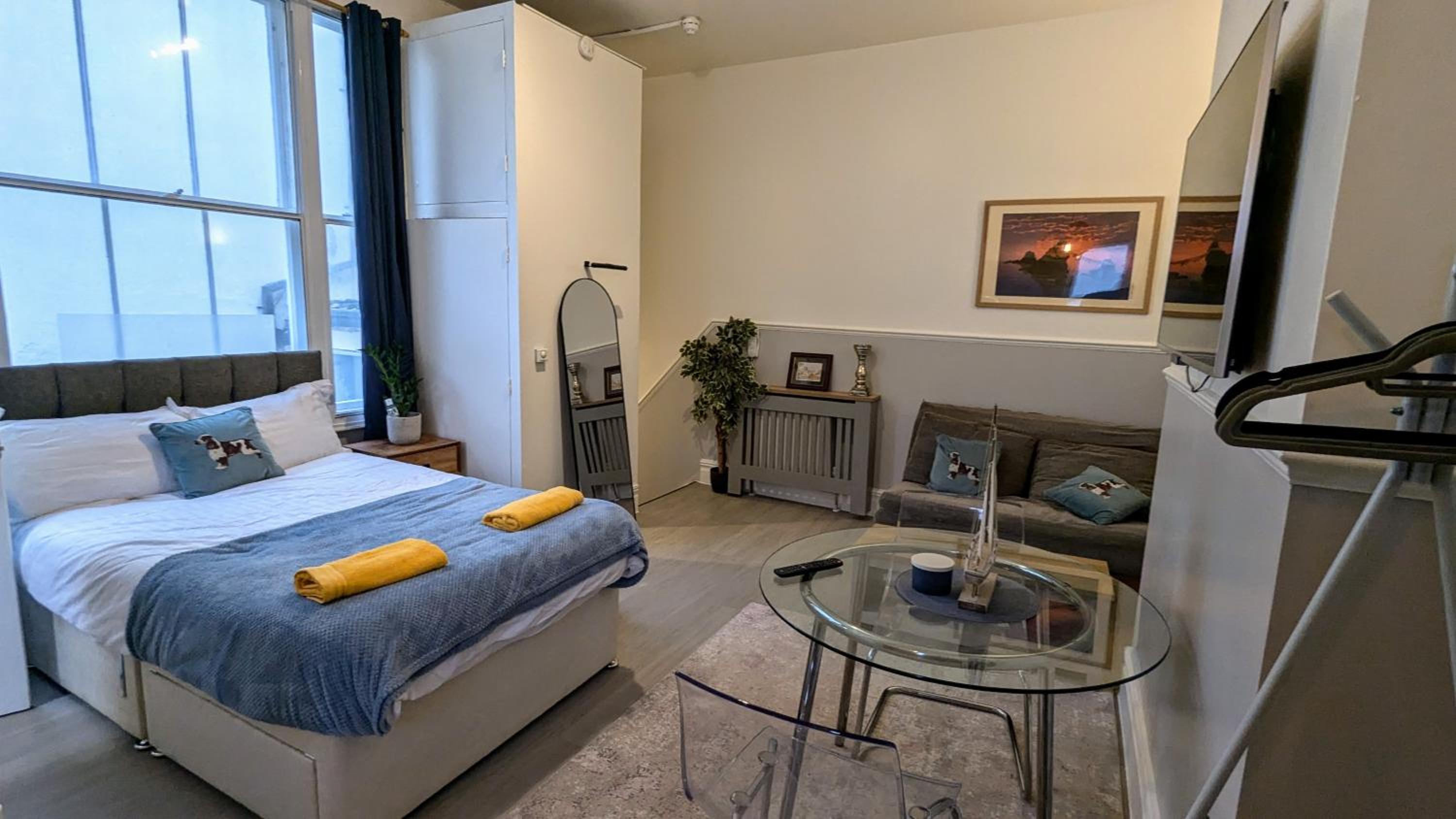 hotel room