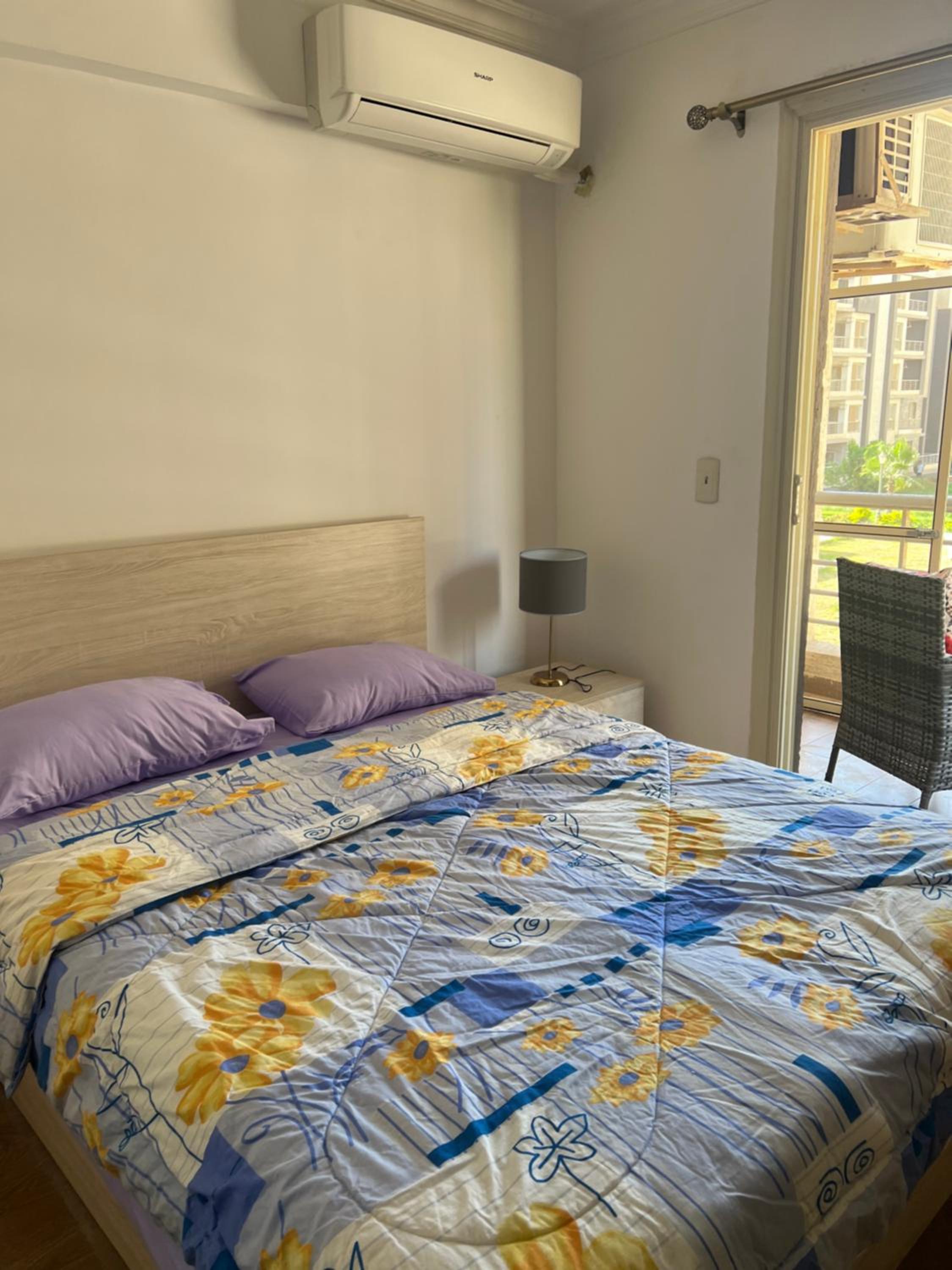 Elegant luxury app auc avenue New cairo