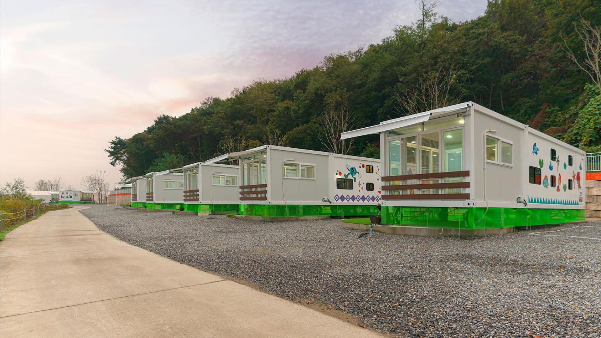 Hwaseong Refreshing Glamping&Caravan