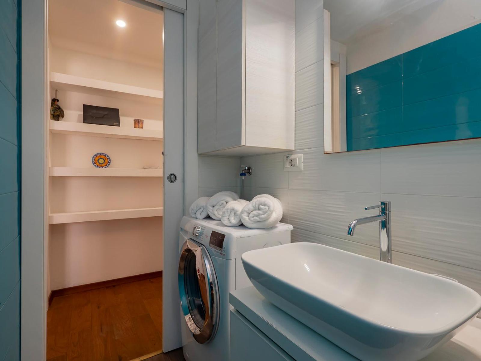 I Host Apartment - Sebino 4