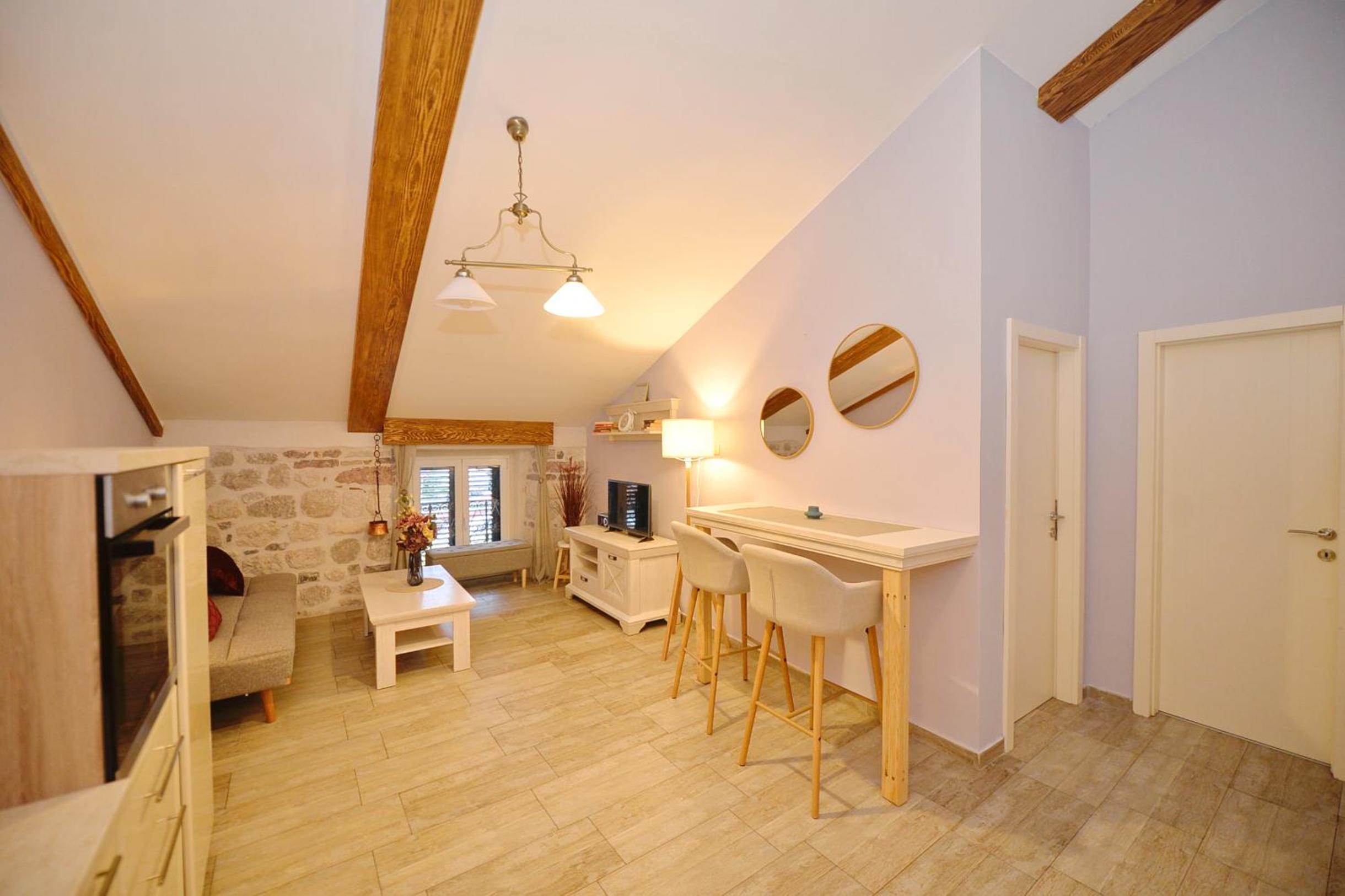 Old Town View - Romantic & Super Stylish