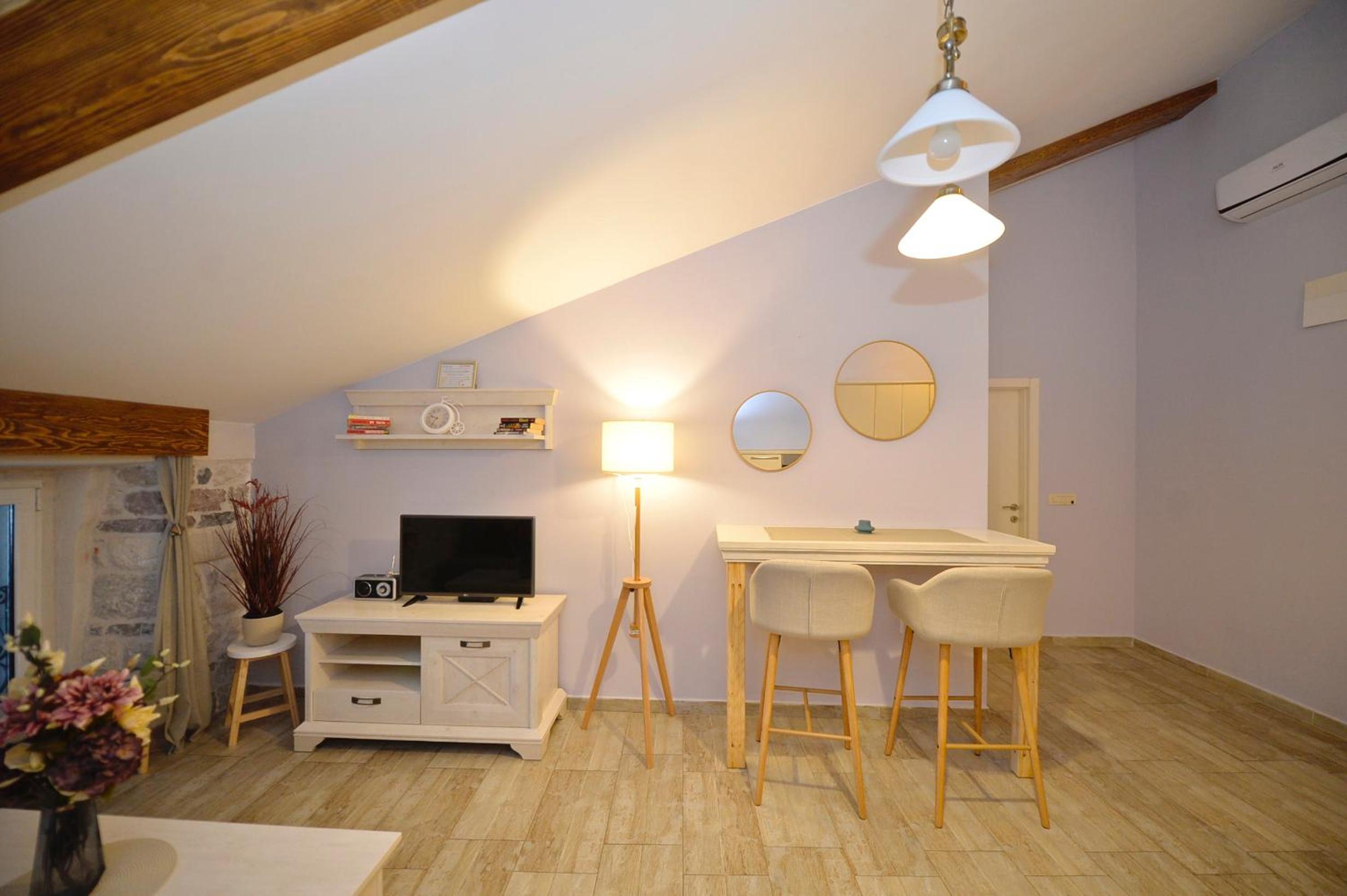 Old Town View - Romantic & Super Stylish