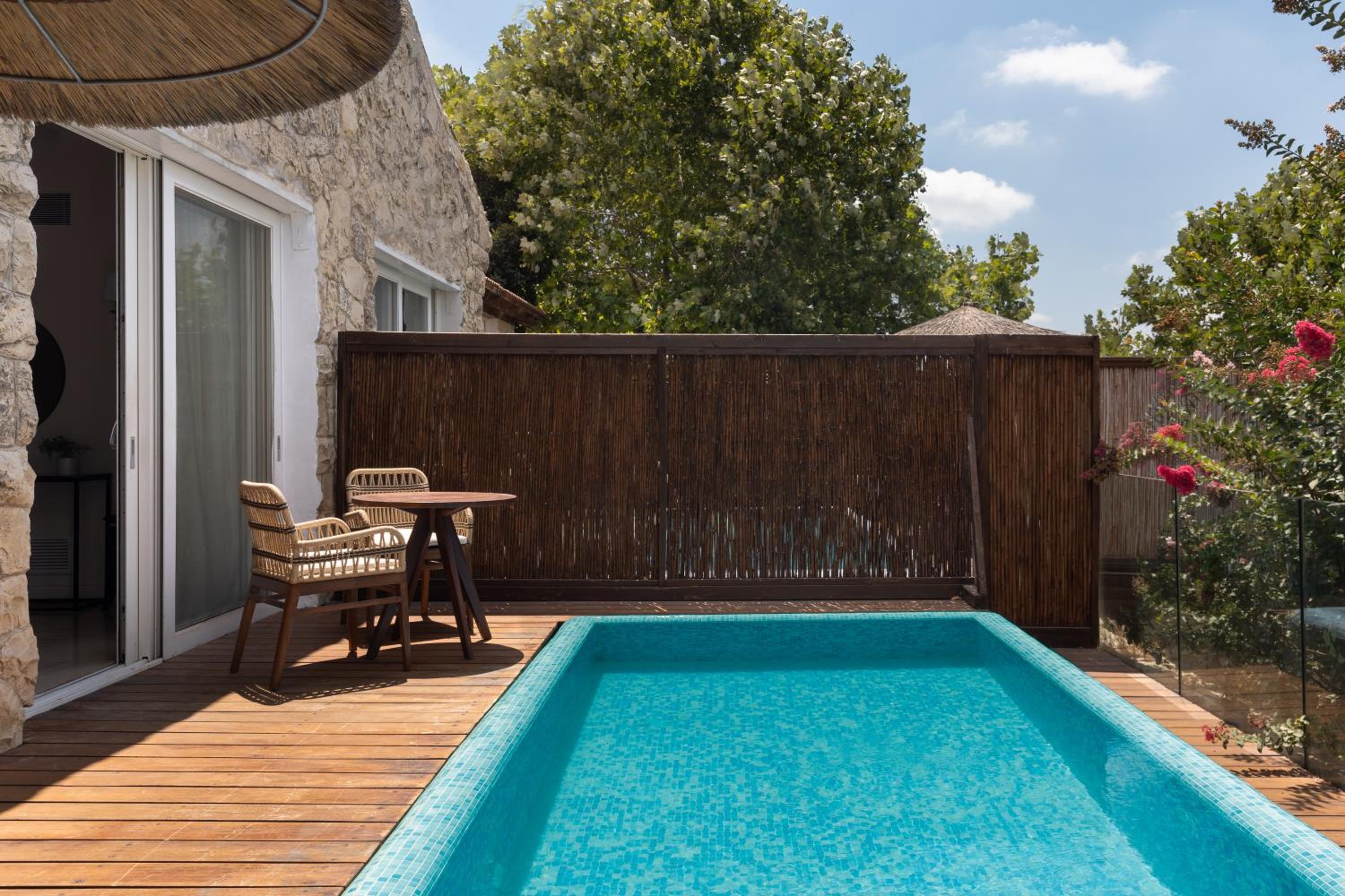 Hotel Gordonia Private Hotel - Image 1