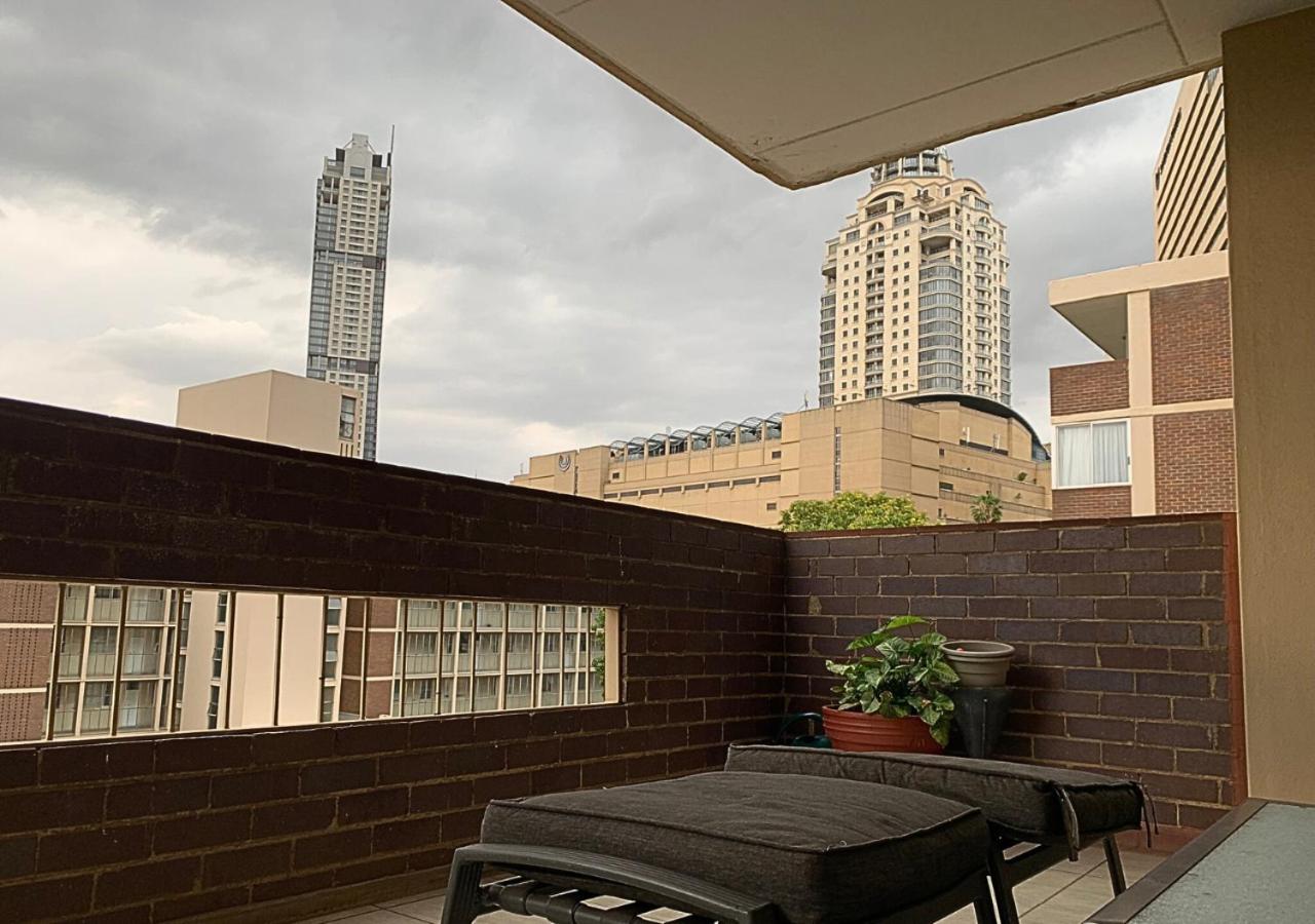 3-Bedroom Sandton Retreat at 7 Alice Lane