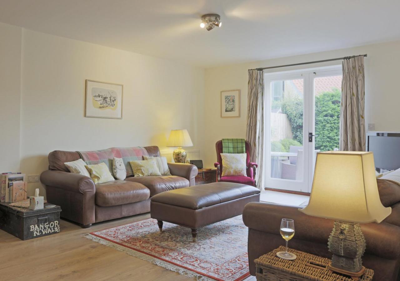 3 Bed in Eastbridge oc-cob
