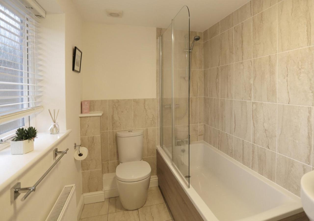 3 Bed in Eastbridge oc-cob