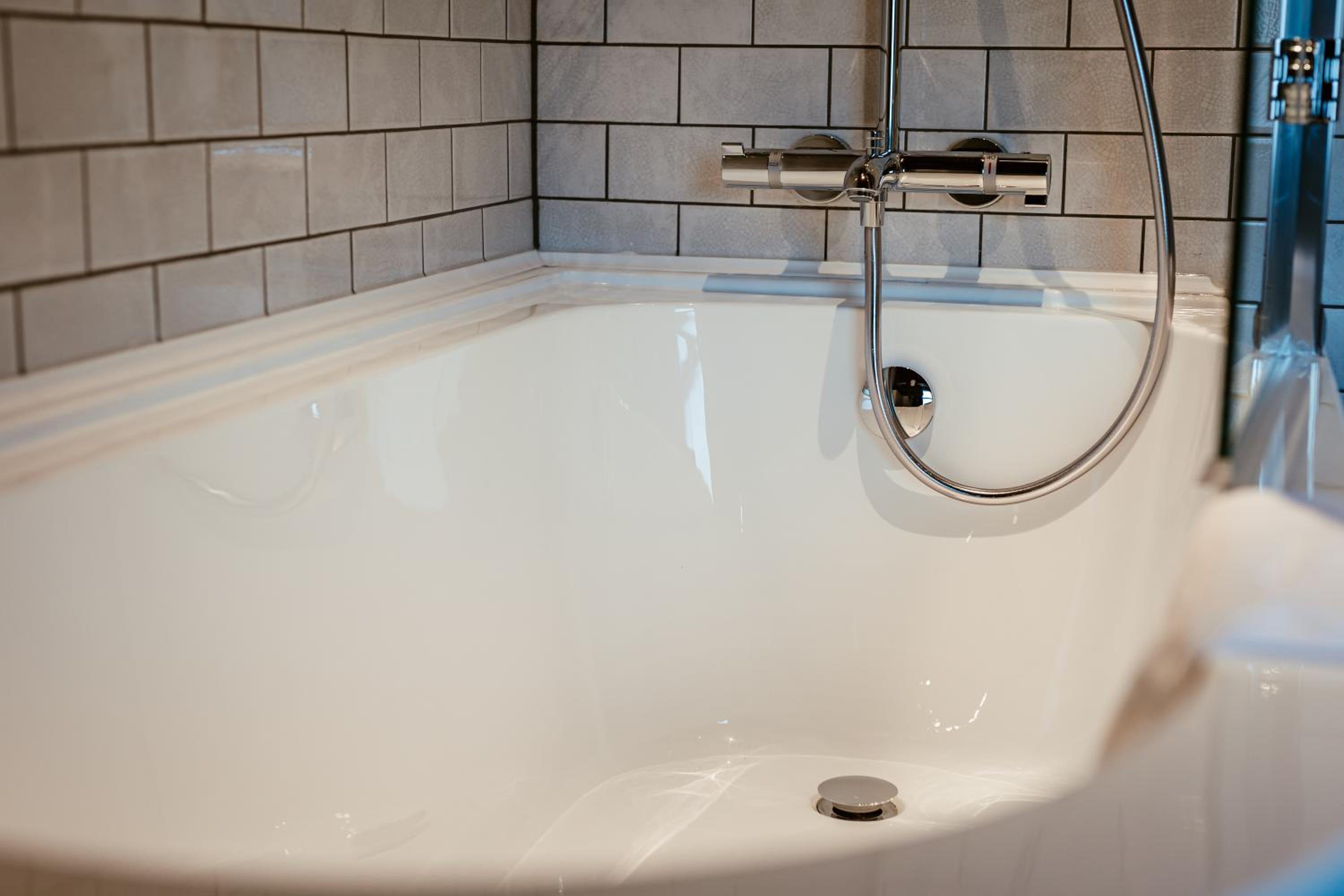 jacuzzi